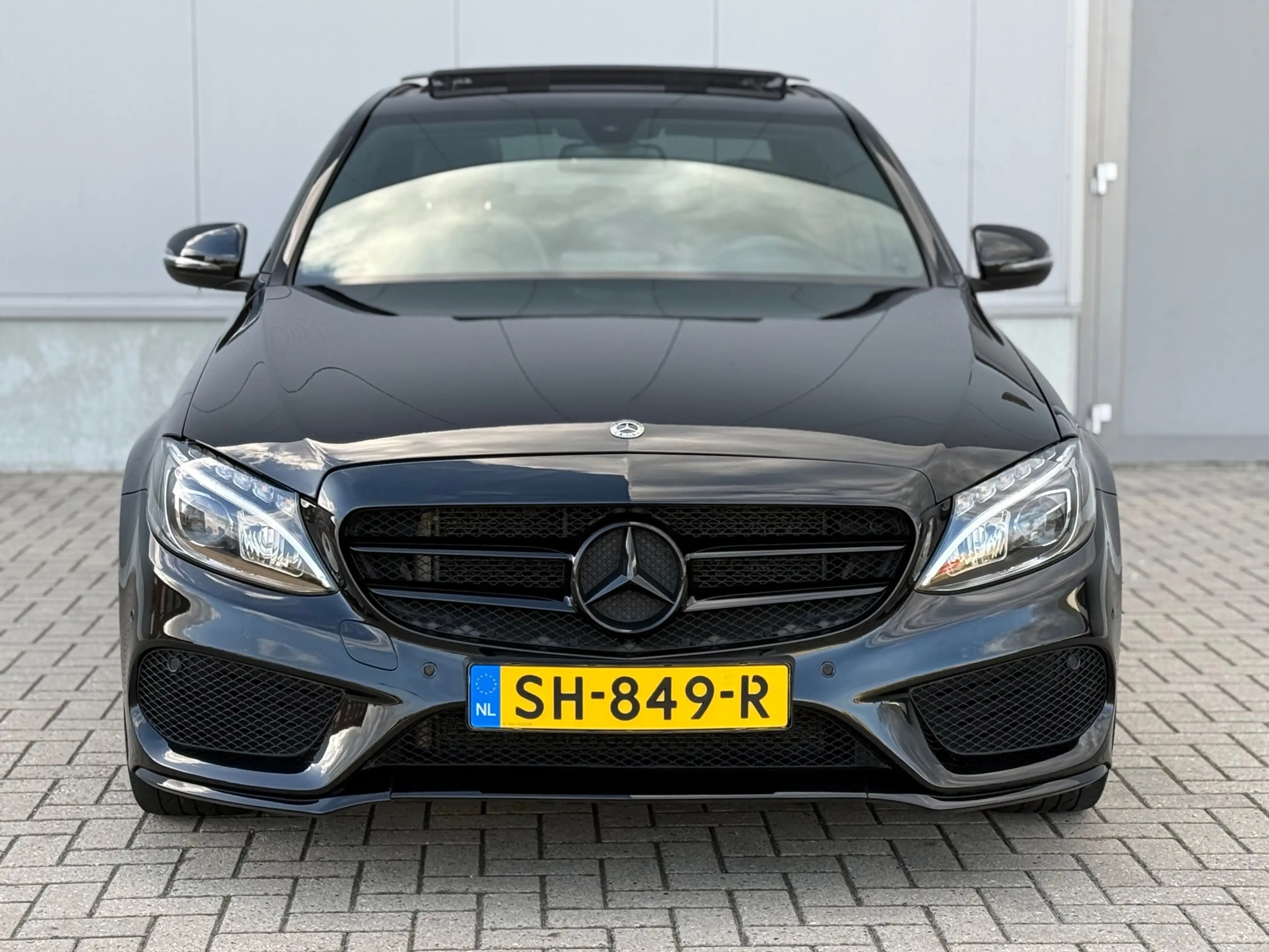 Mercedes-Benz C 180 AMG PANO NAP NIGHT PAKKET — photo 2