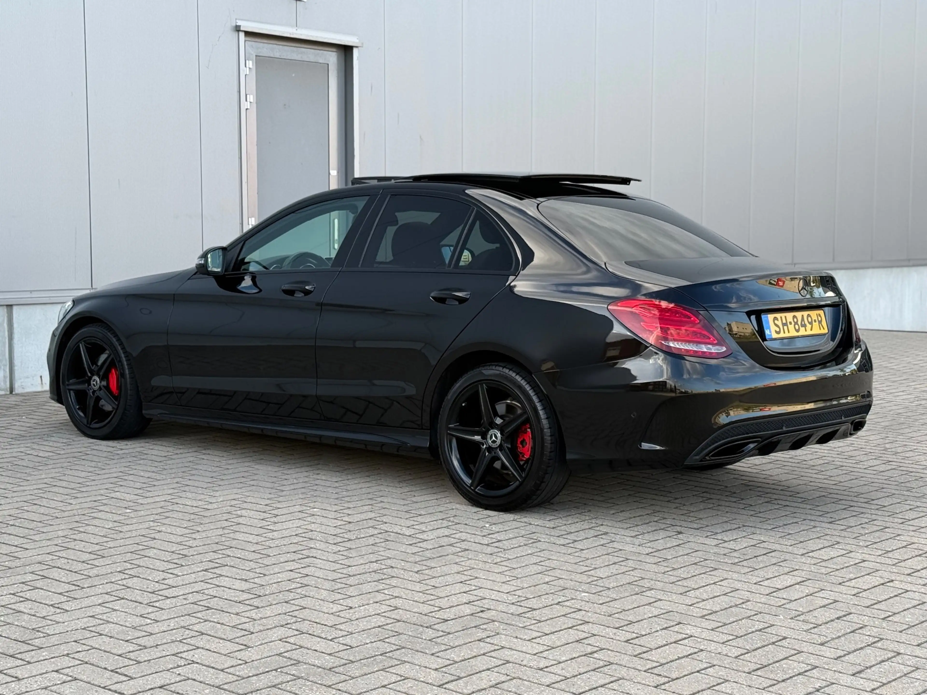 Mercedes-Benz C 180 AMG PANO NAP NIGHT PAKKET — photo 7