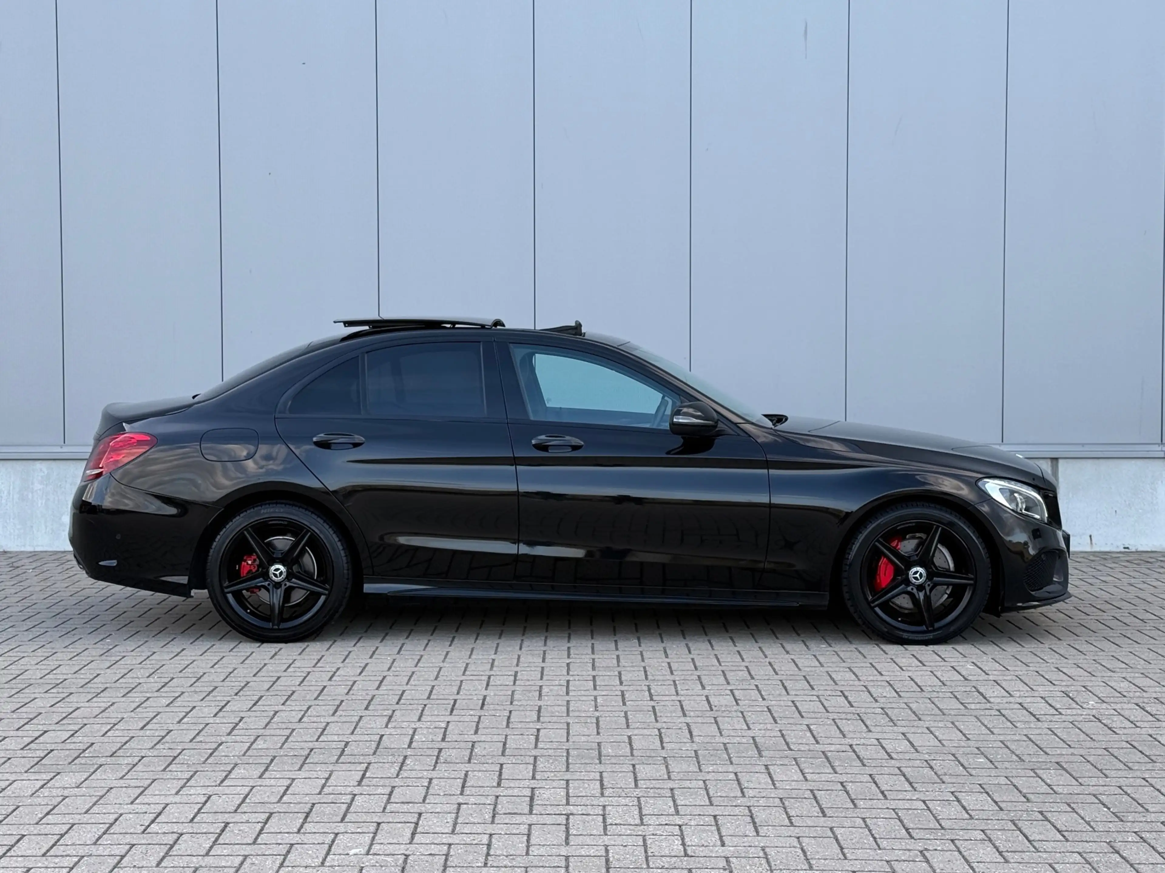 Mercedes-Benz C 180 AMG PANO NAP NIGHT PAKKET — photo 4