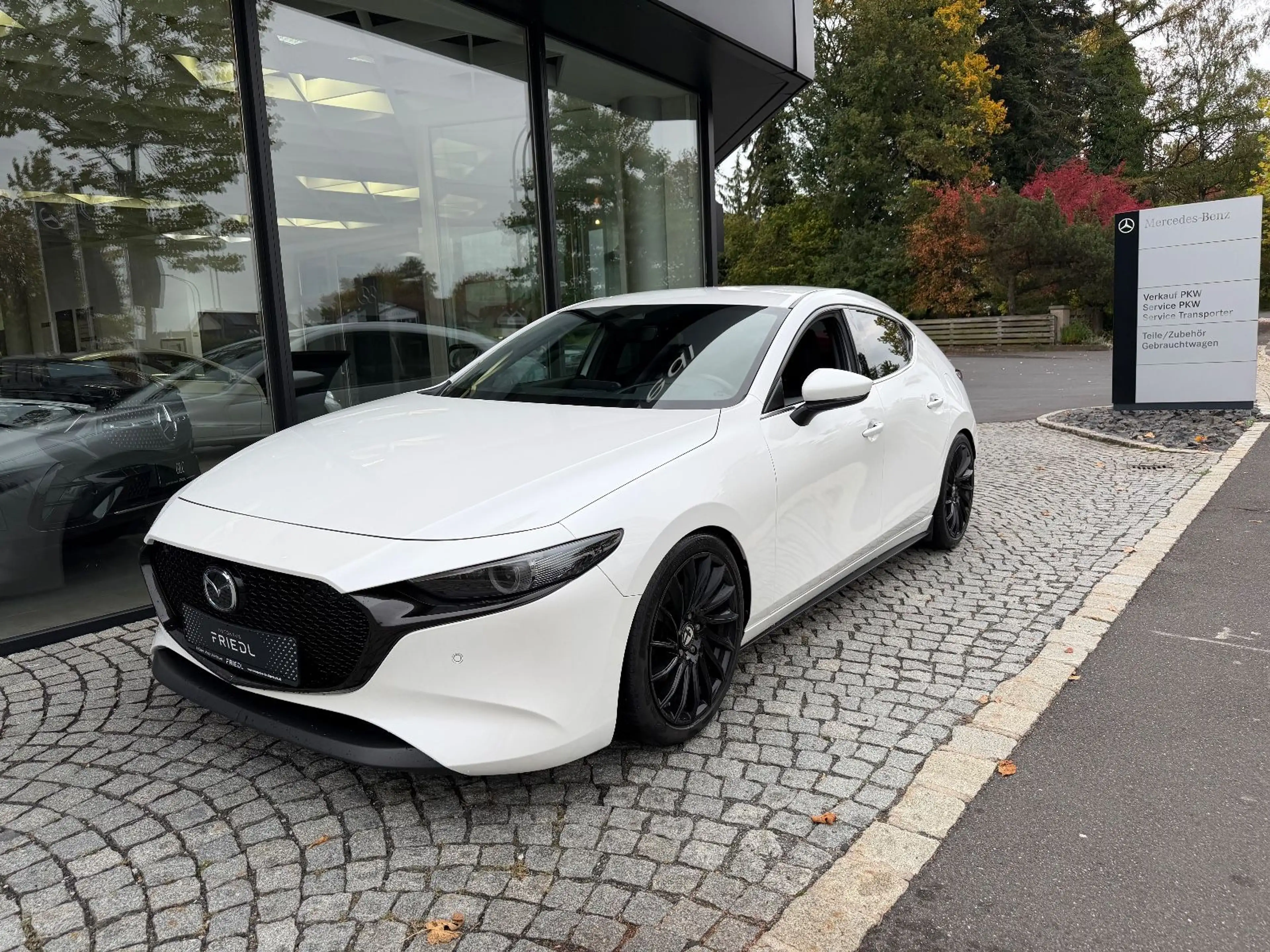 Mazda 3 Lim. Selection, Matrix, Bose, Kamera, Spurhalt — photo 3