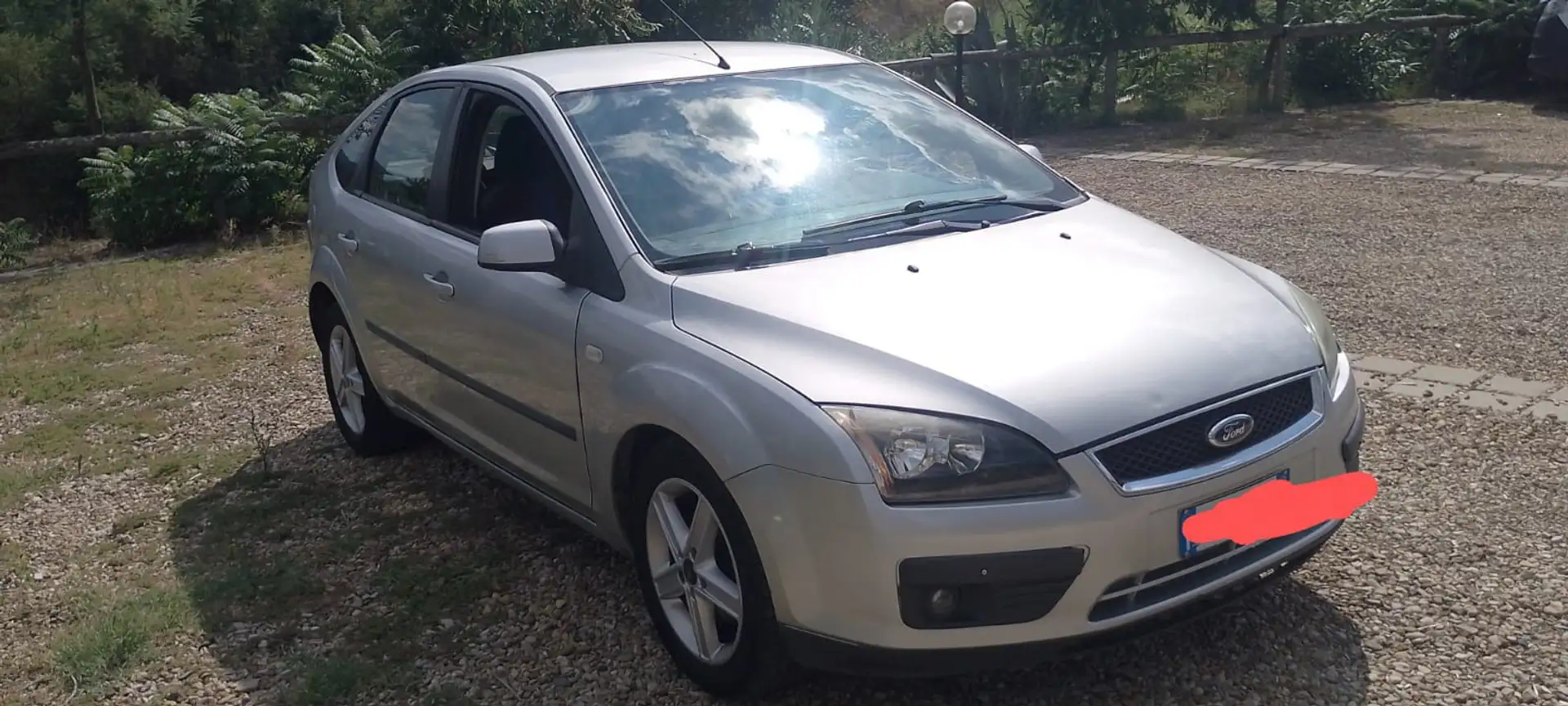 Ford Focus 5p 1.6 tdci Titanium 90cv - 1