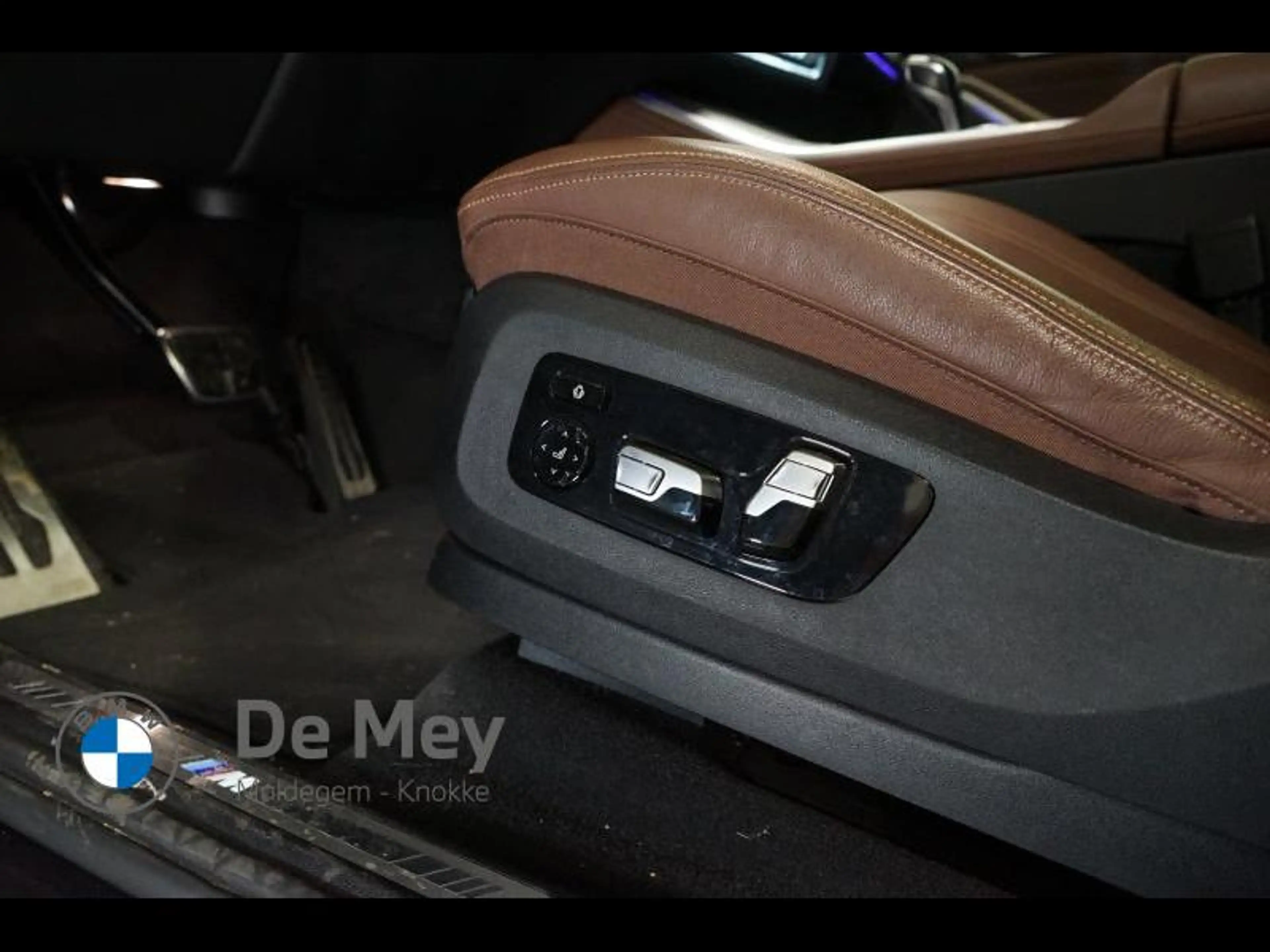 BMW X5 45e — photo 15