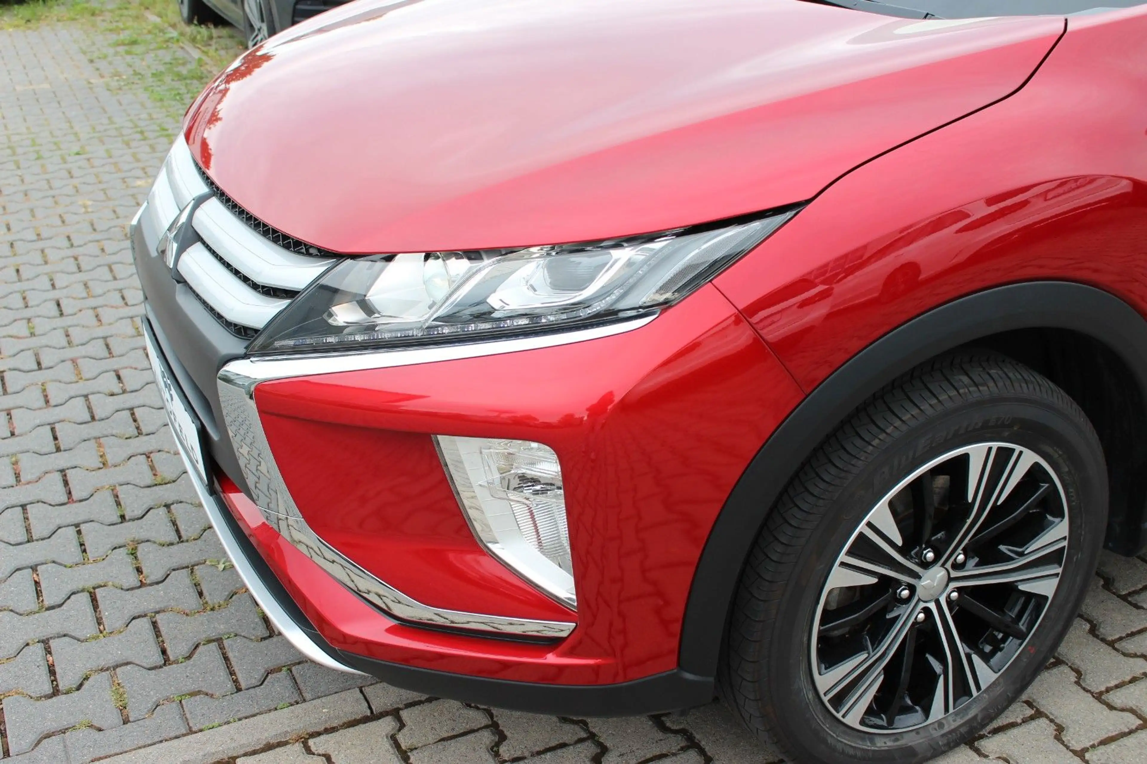 Mitsubishi Eclipse Cross DIAMANT/SHEFT/BT/CARPLAY — photo 8