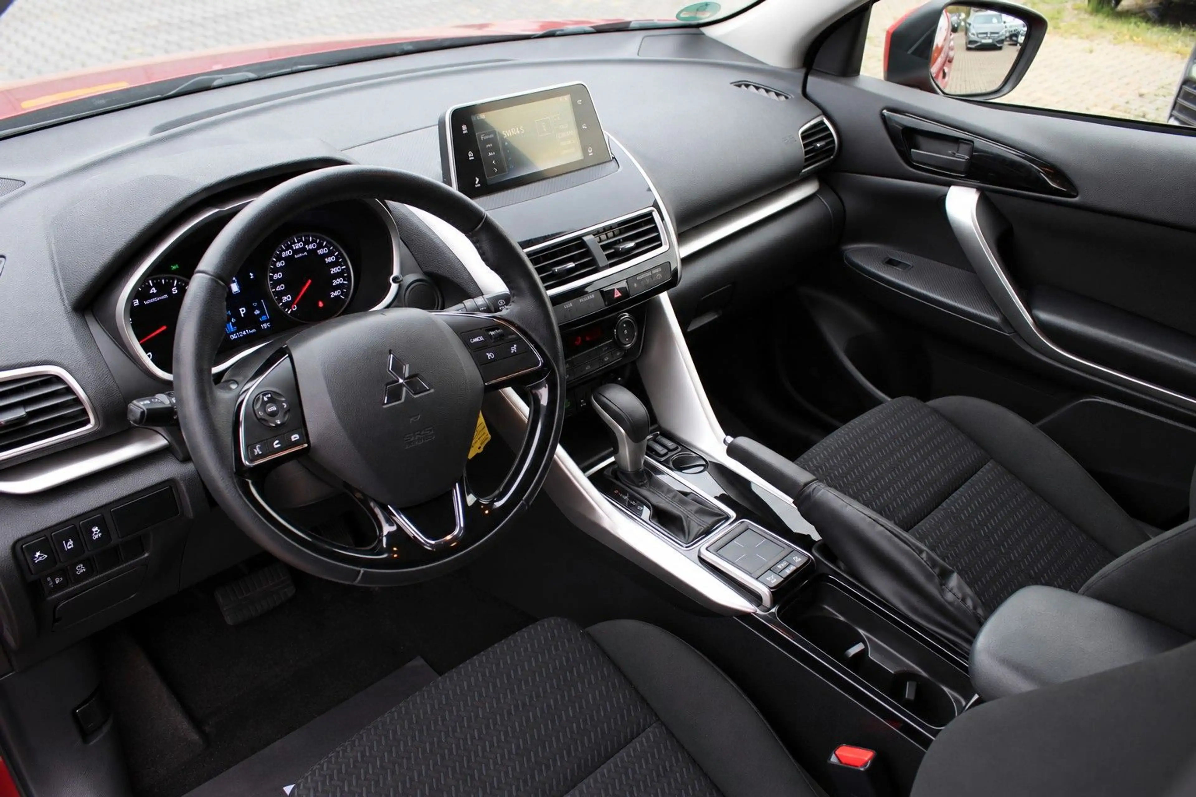 Mitsubishi Eclipse Cross DIAMANT/SHEFT/BT/CARPLAY — photo 10