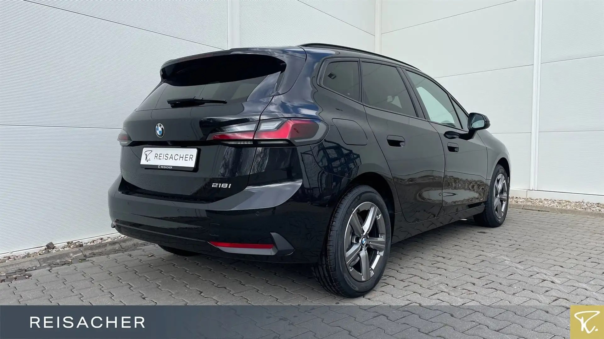 BMW 218 218i A Active Tourer AHK Noir - 2