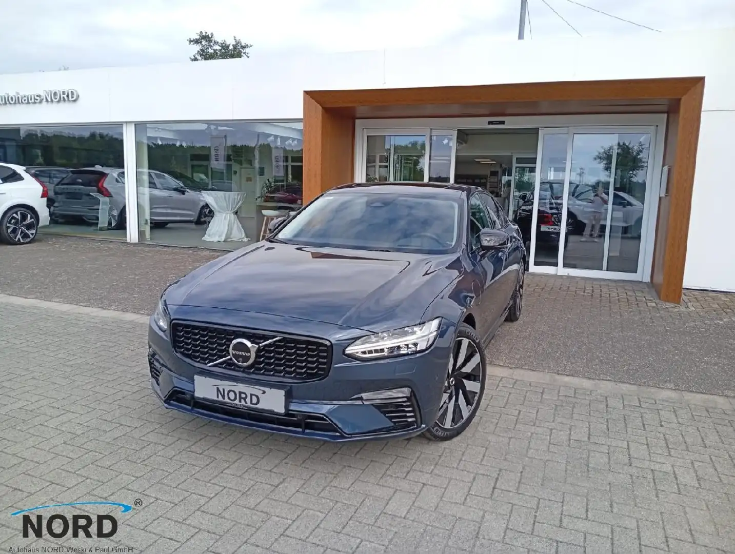 Volvo S90 Ultimate Dark Recharge Plug-In Hybrid AWD Blau - 1