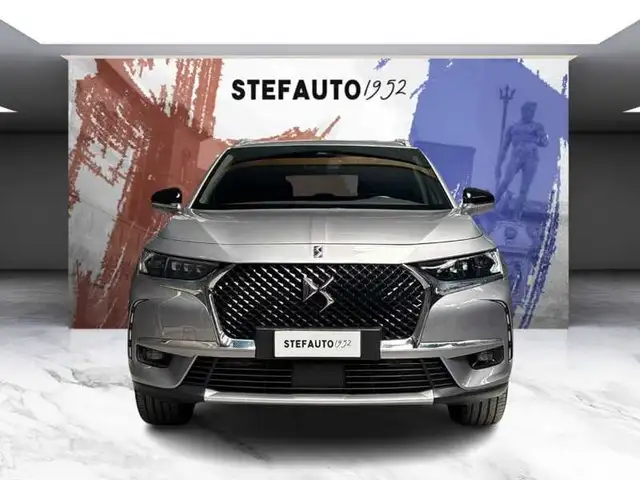 DS Automobiles DS 7 Crossback view 2