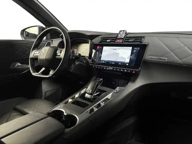 DS Automobiles DS 7 Crossback view 15