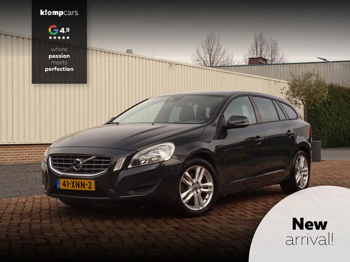 Volvo V60 1.6 T3 Kinetic | Cognac Leer!! | Navi | 17 inch Gris - 1