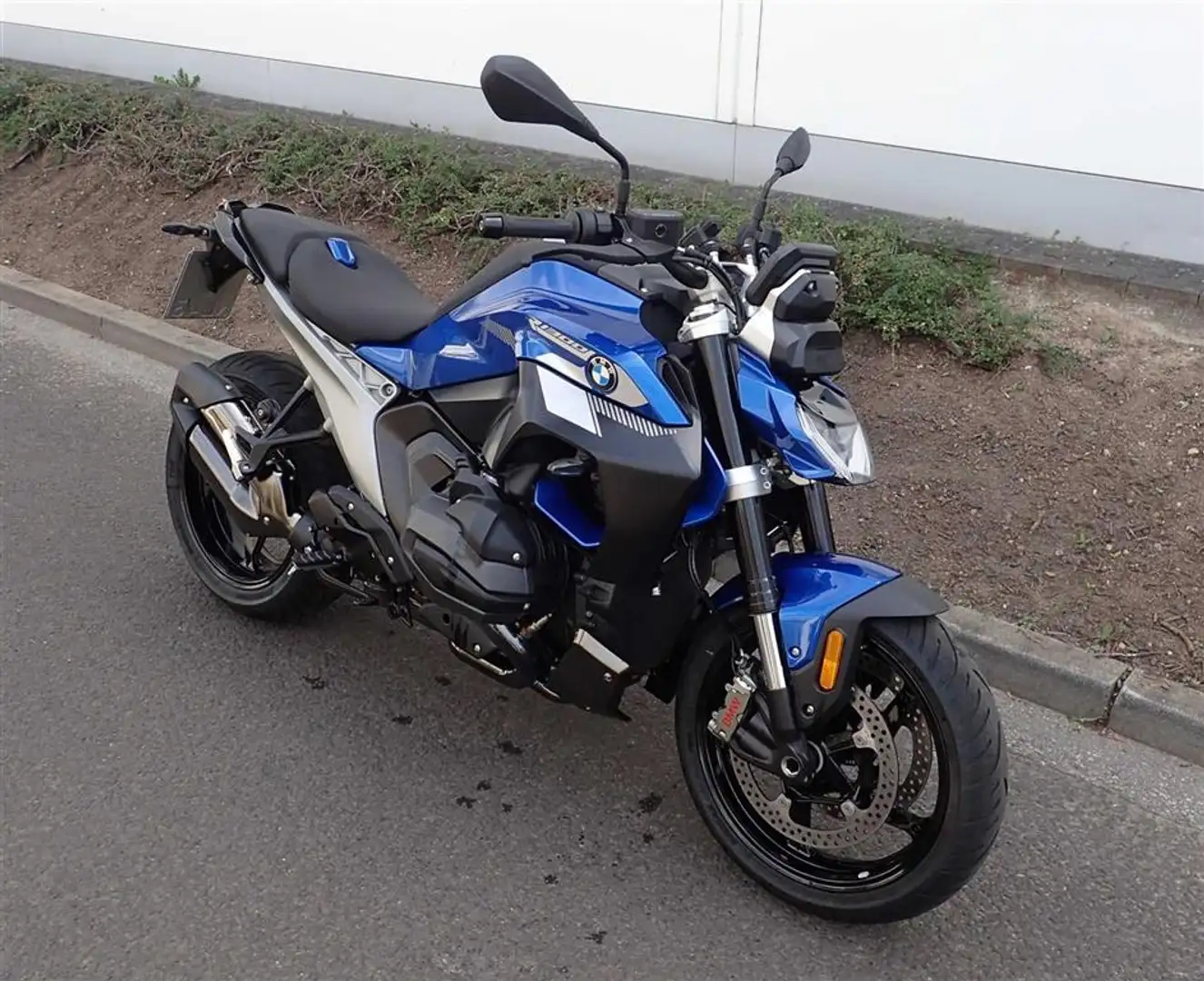 BMW R 1300 R Premium Selection ! Blau - 2