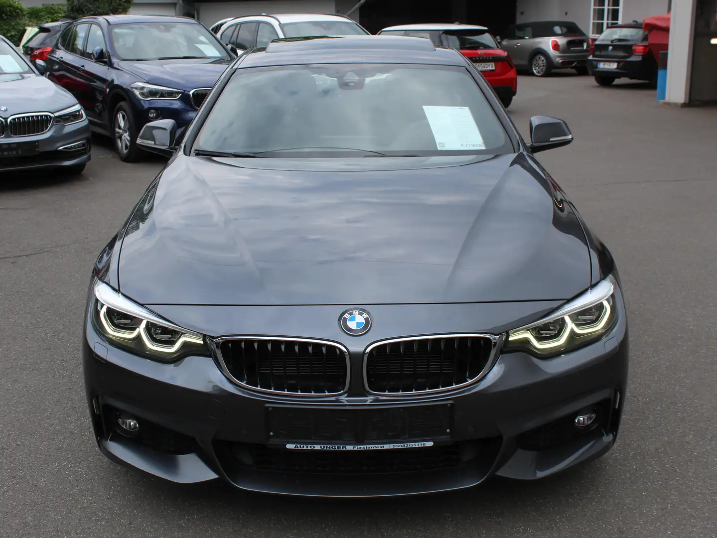 BMW 420 420 d xDrive M Sport Coupe 1 Besitz! Grau - 2