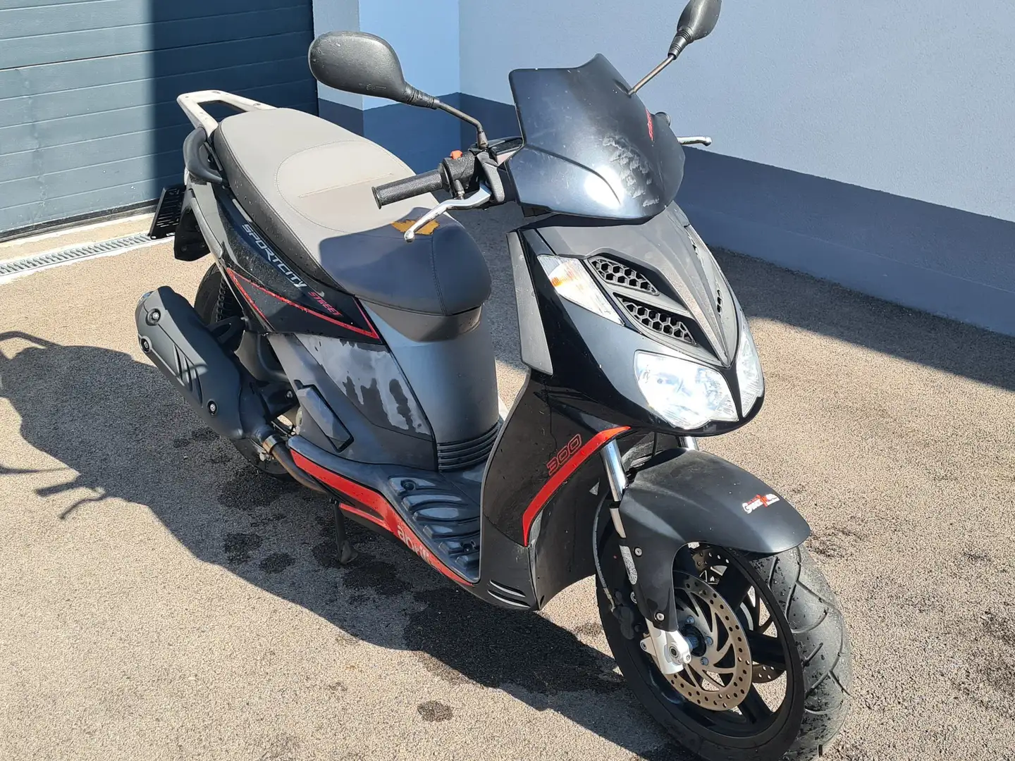 Aprilia Sportcity 300 Fekete - 1