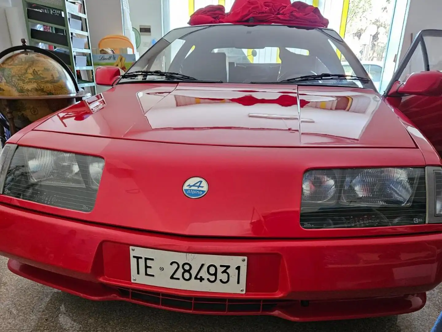 Alpine V6 turbo Красный - 2