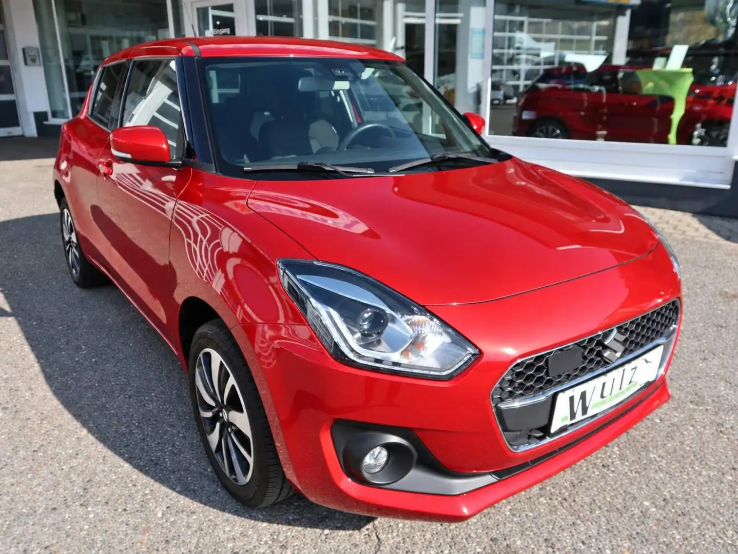 Suzuki Swift 1,2 DualJet Hybrid Allgrip Flash + Winterräder Rot - 1