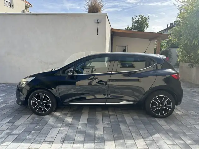 Renault Clio view 3