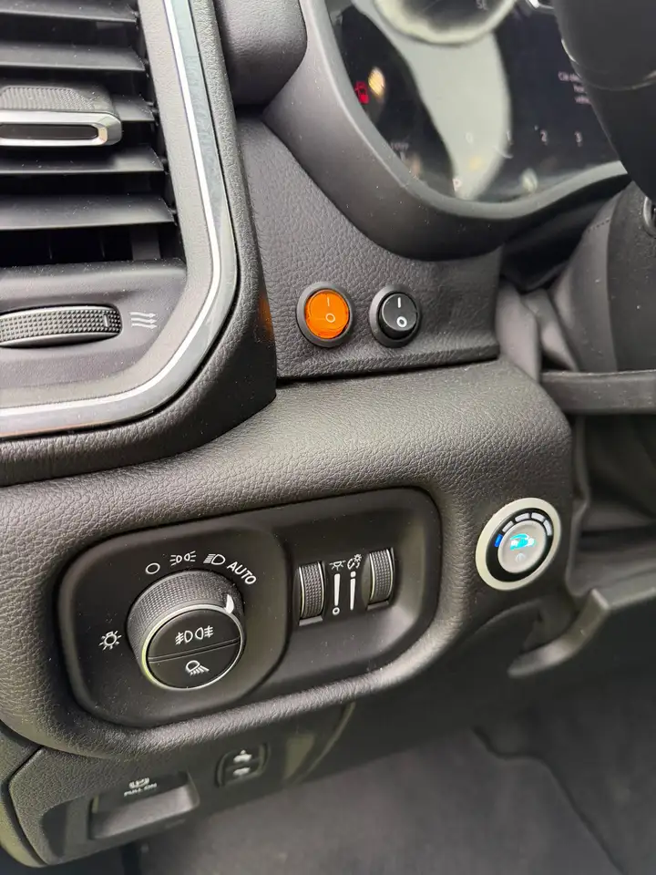 Dodge RAM 2024 — фото 15
