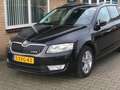 Skoda Octavia Combi 1.6 TDI Greenline Businessline Zwart - thumbnail 2