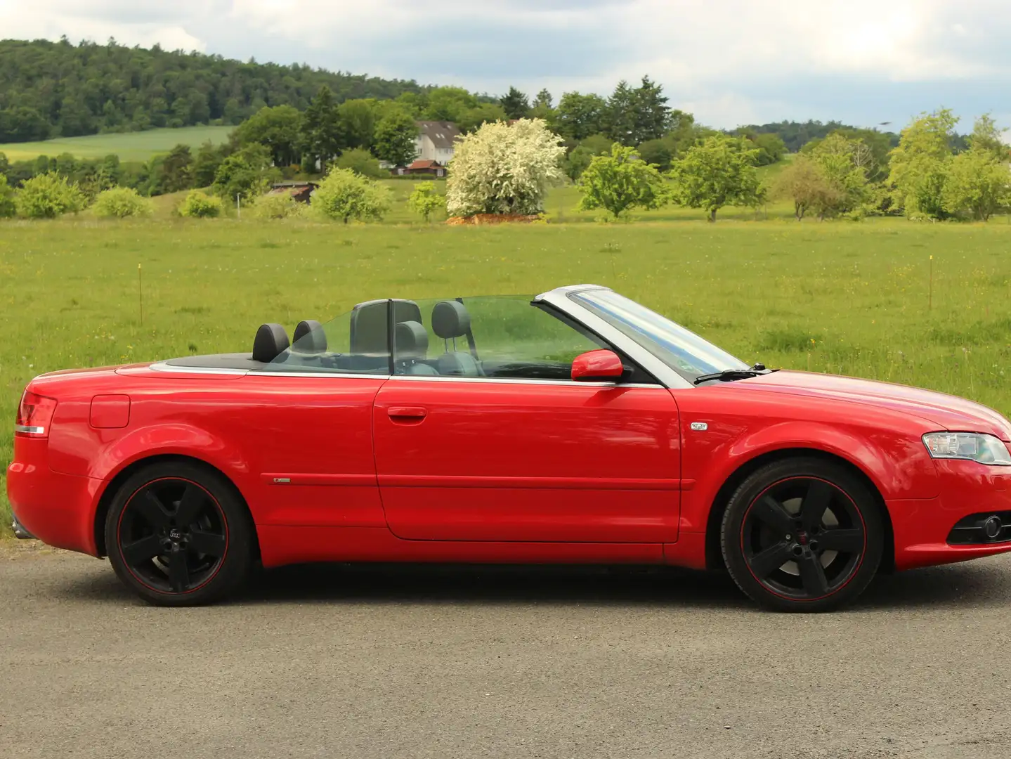 Audi Cabriolet A4 Cabriolet 2.0 TFSI Allrad Červená - 1