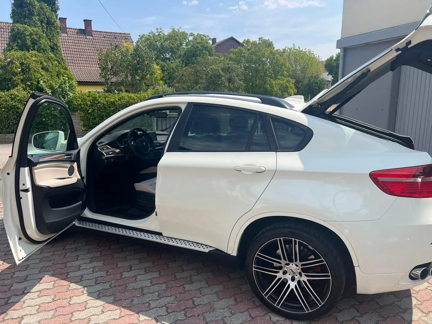 BMW X6 X6 xDrive35i Aut. Weiß - 2