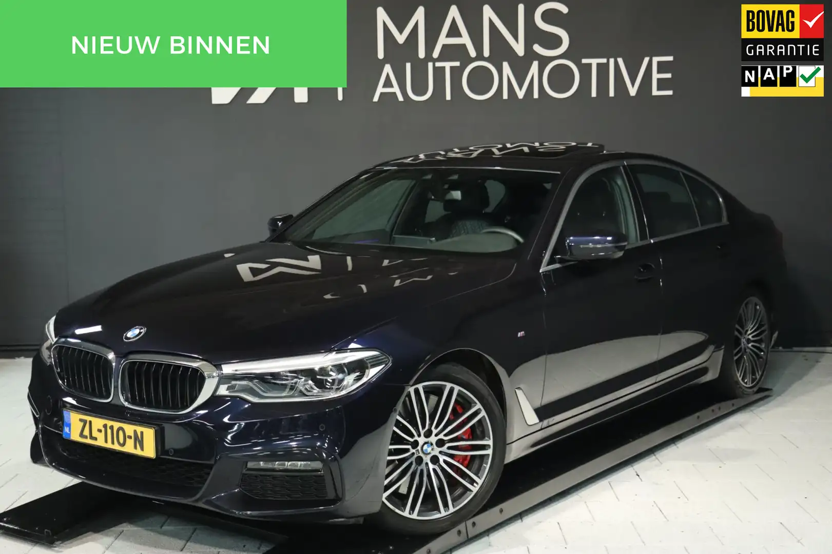 BMW 520 5-serie 520i M Sport / PANO / 2X MEMORY / NAP / CA Bleu - 1