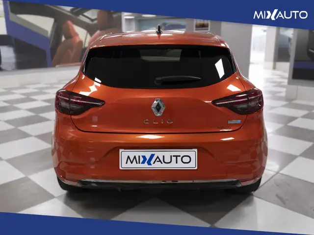 Renault Clio view 4