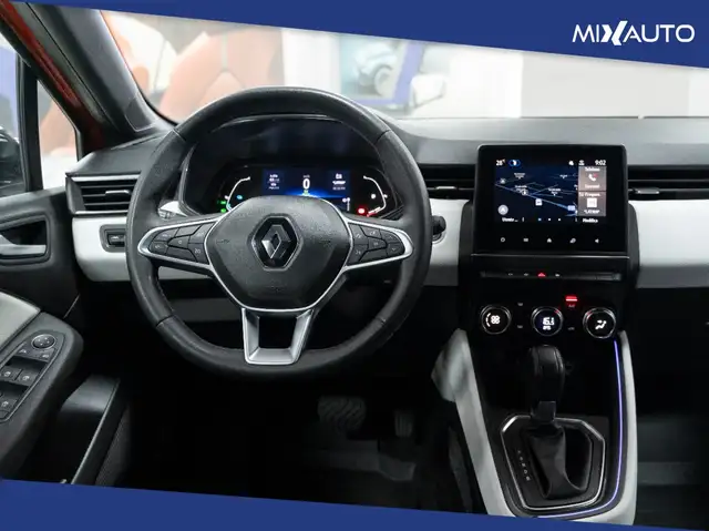 Renault Clio view 11