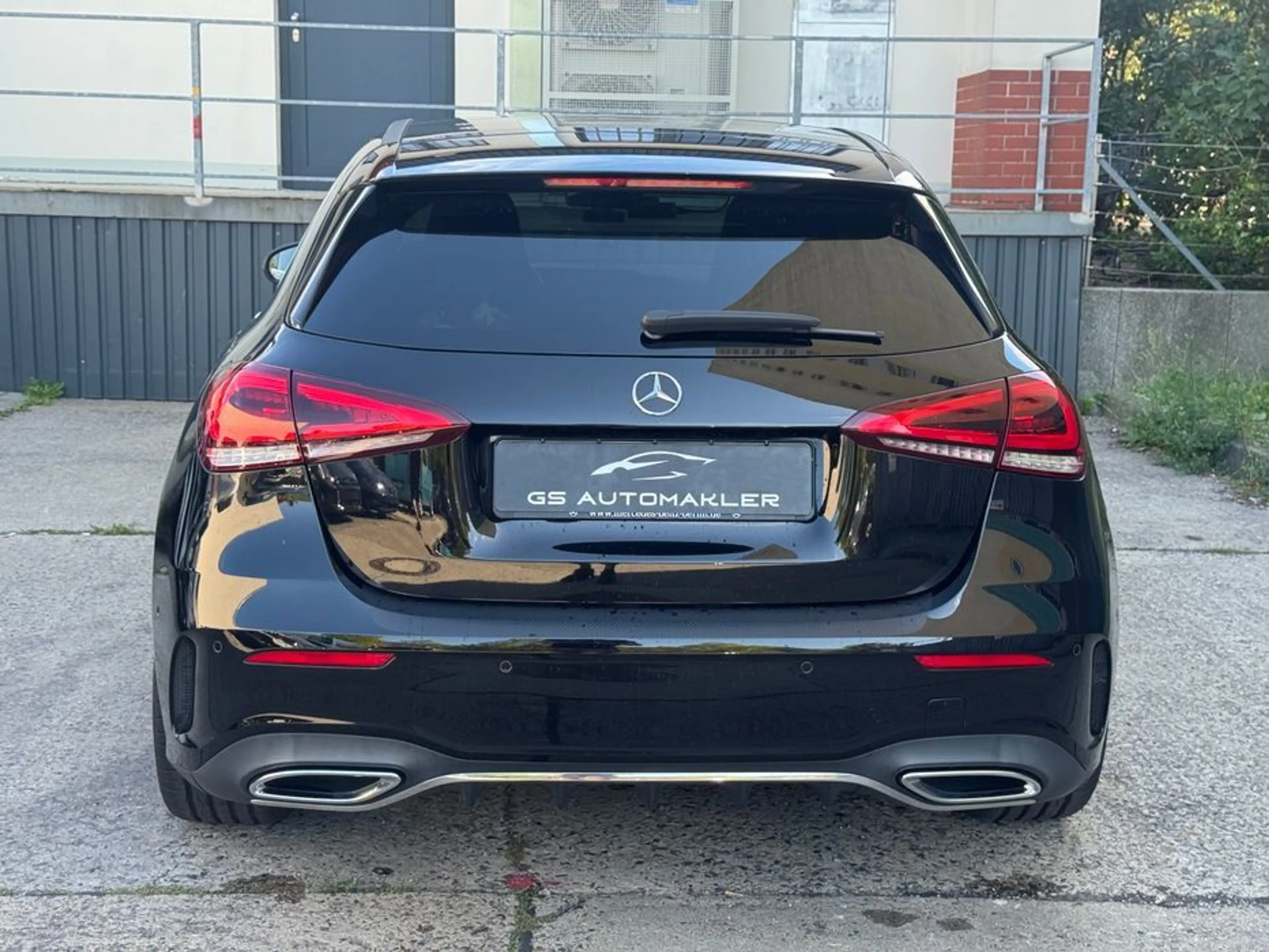 Mercedes-Benz A 200 AMG Line Schiebedach Sitzheizung LED — photo 6