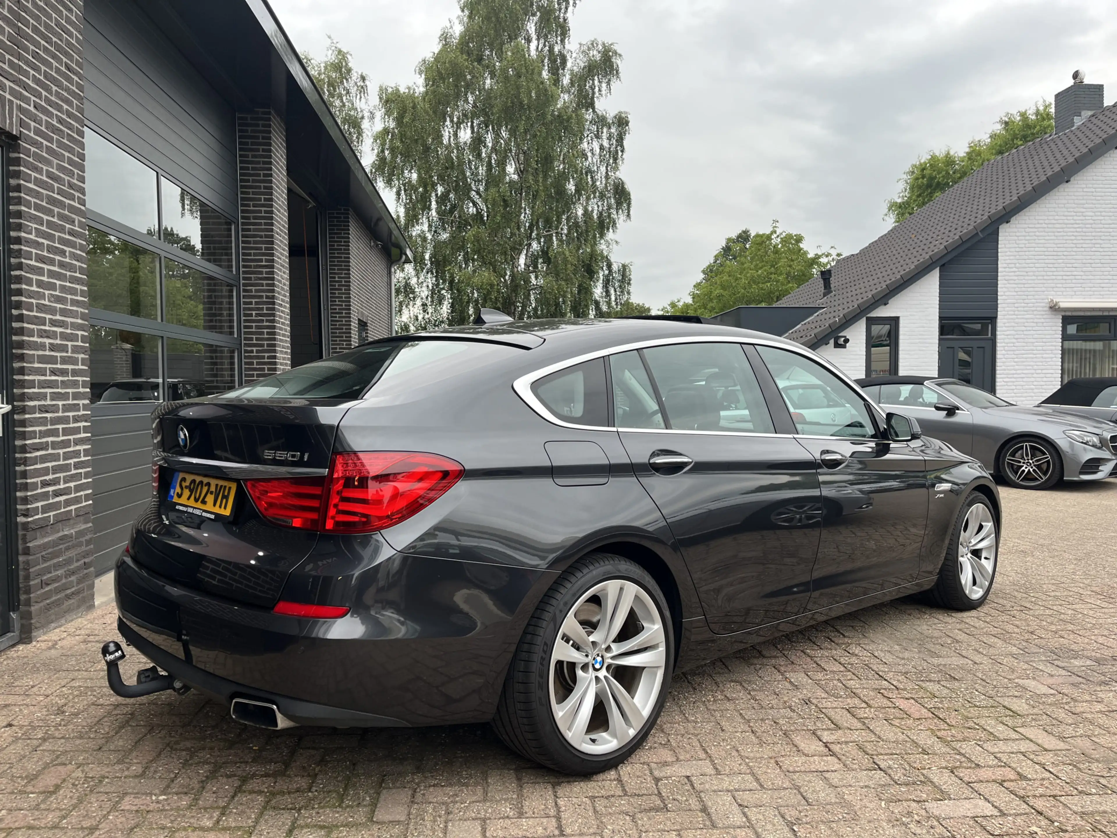 BMW 550 550I XDRIVE Aut. , Panoramadak , Leer — photo 3