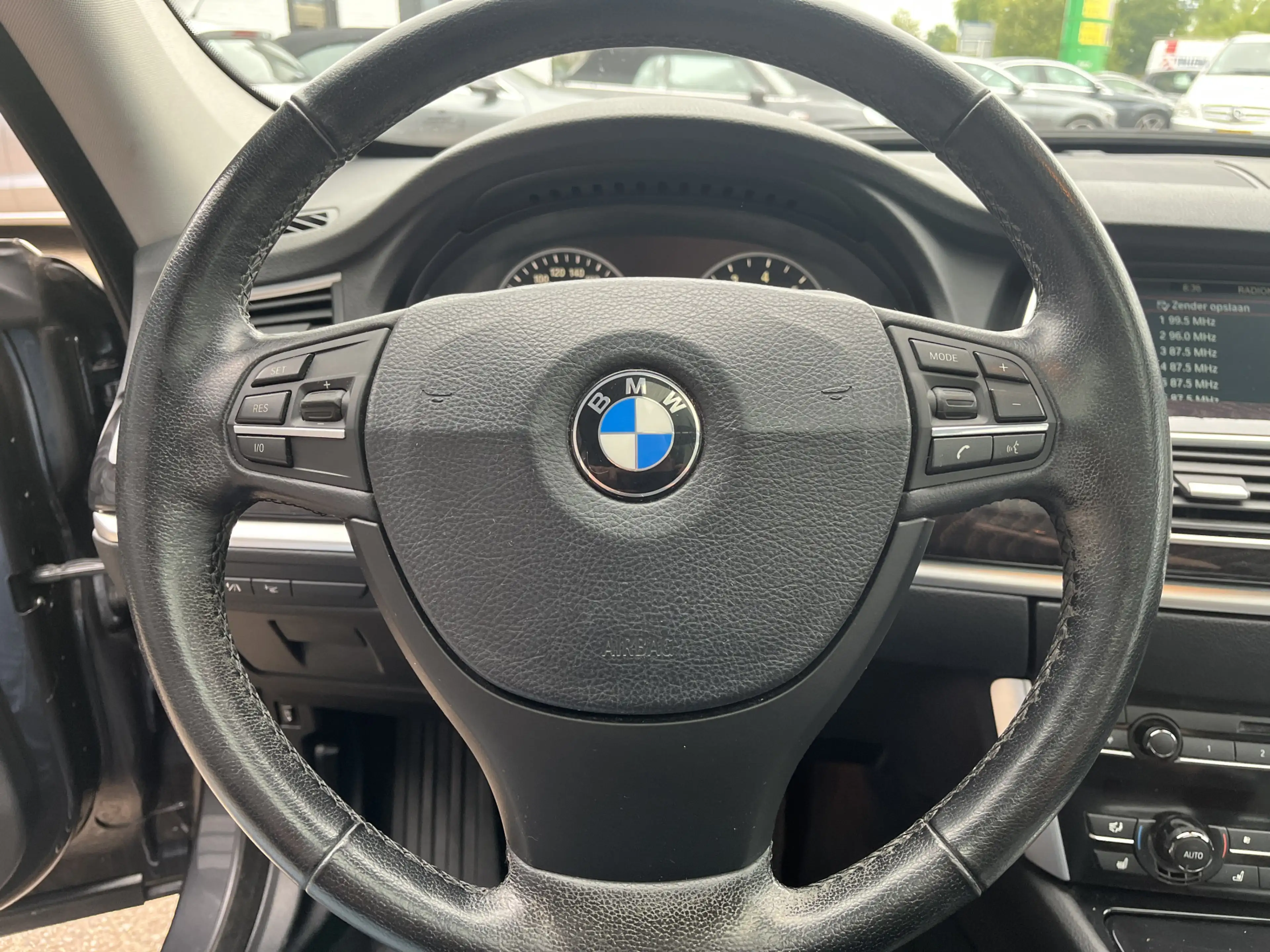 BMW 550 550I XDRIVE Aut. , Panoramadak , Leer — photo 14