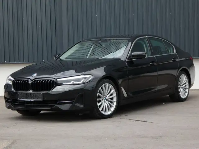 Bmw 520 d xDrive LED Leder Navi Kamera Facelift 19"