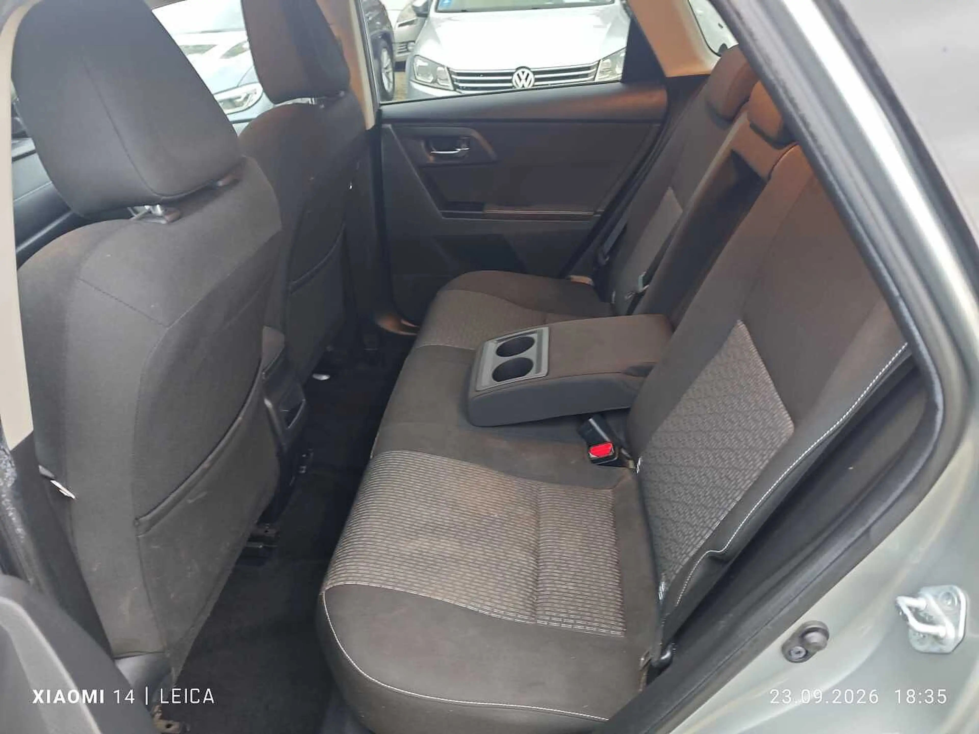 Toyota Auris Touring Sports Hybrid 1.8 VVT-i Automatik Team Deu — photo 12