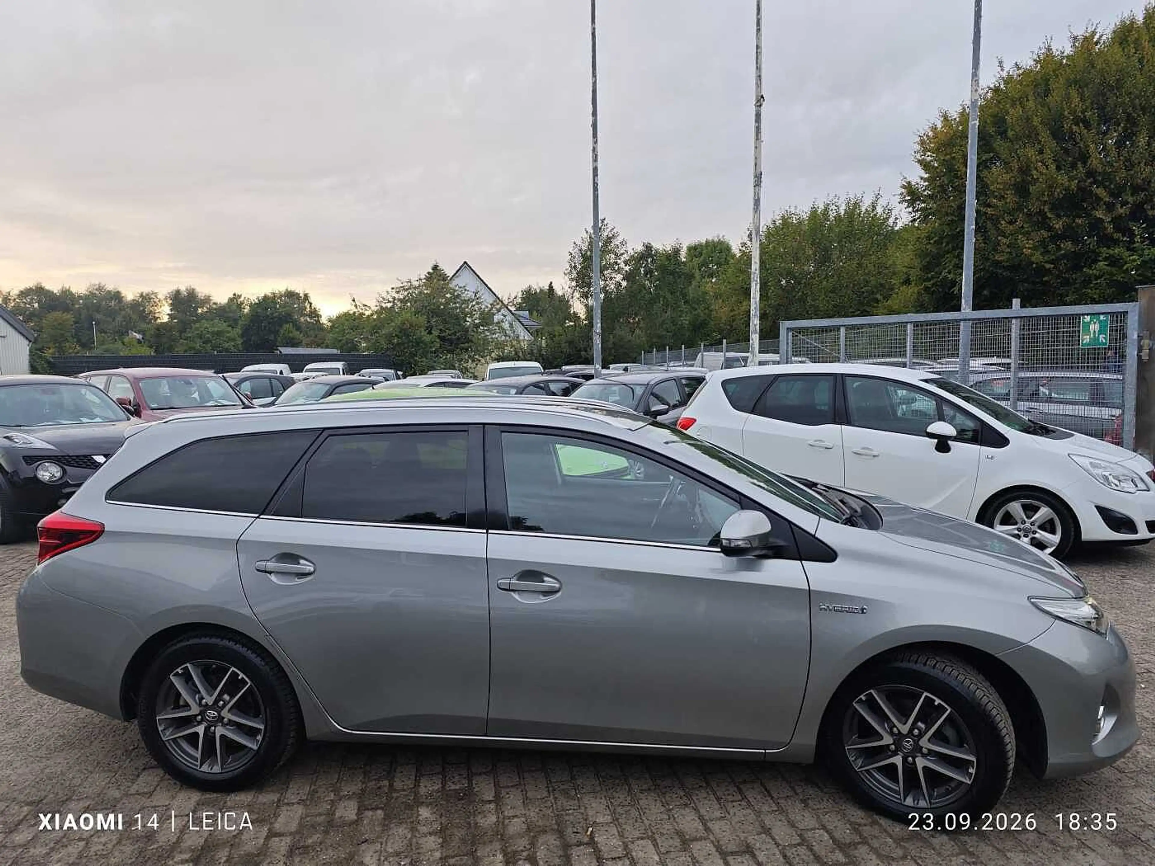 Toyota Auris Touring Sports Hybrid 1.8 VVT-i Automatik Team Deu — photo 6