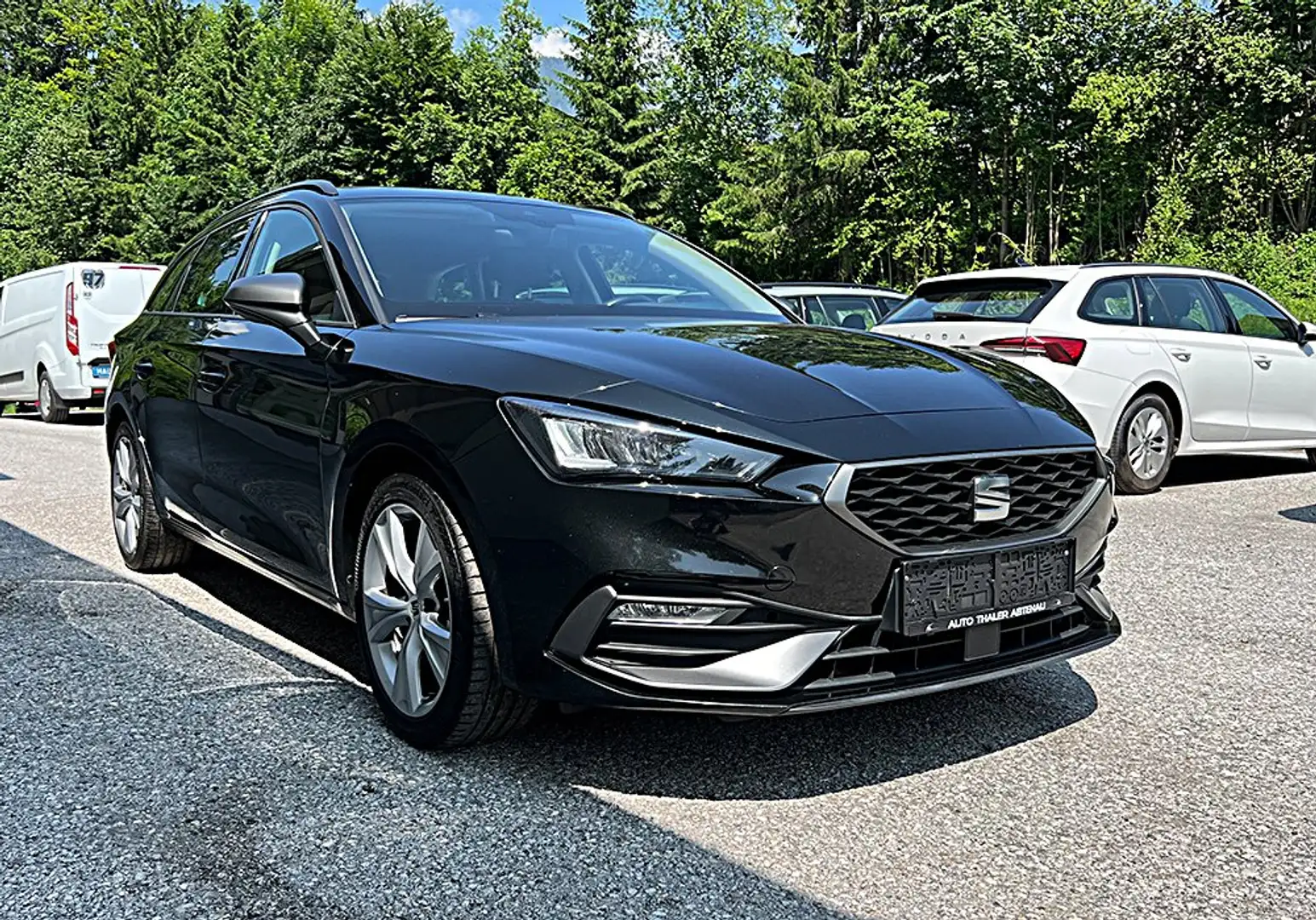 SEAT Leon SP FR 2,0 TDI DSG 4Drive Schwarz - 2