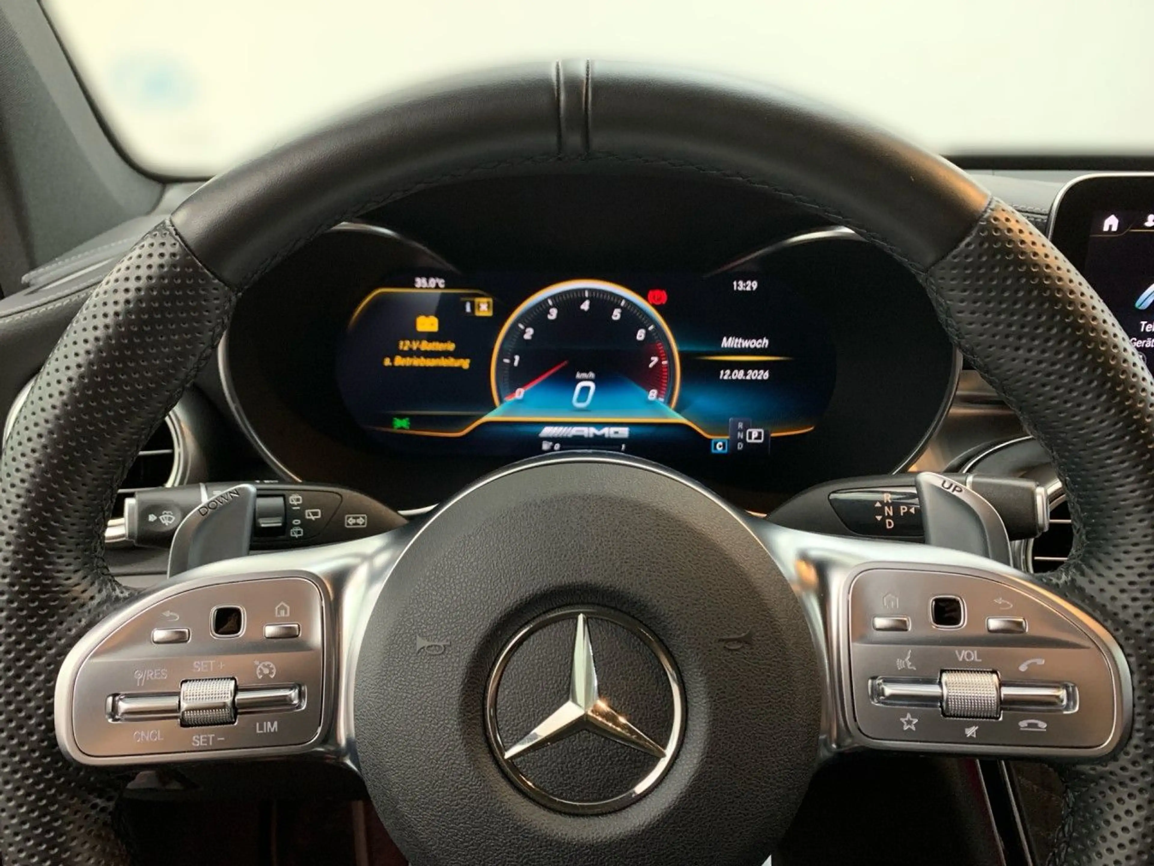 Mercedes-Benz GLC 43 AMG 4Matic Sportpaket Bluetooth Navi LED — photo 9