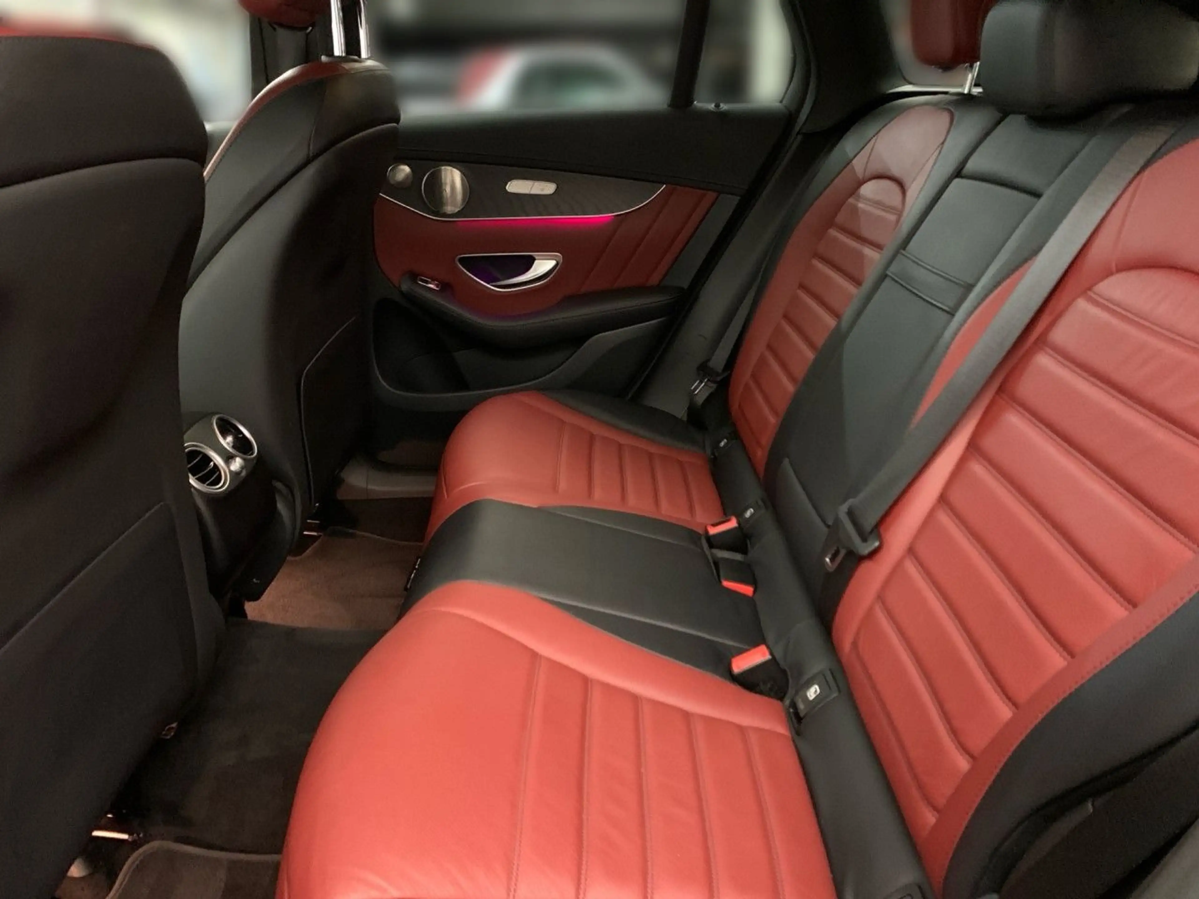 Mercedes-Benz GLC 43 AMG 4Matic Sportpaket Bluetooth Navi LED — photo 12