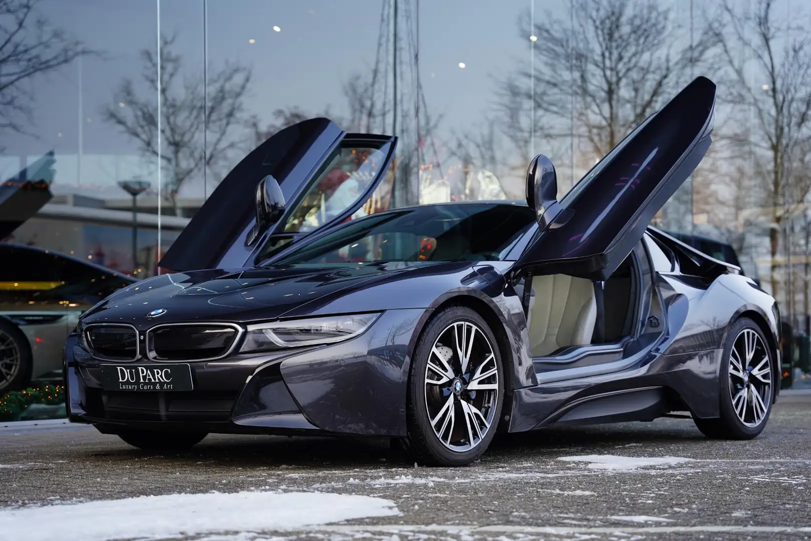 BMW i8 1.5 First Edition NL-Auto 42 D.KM Grau - 2