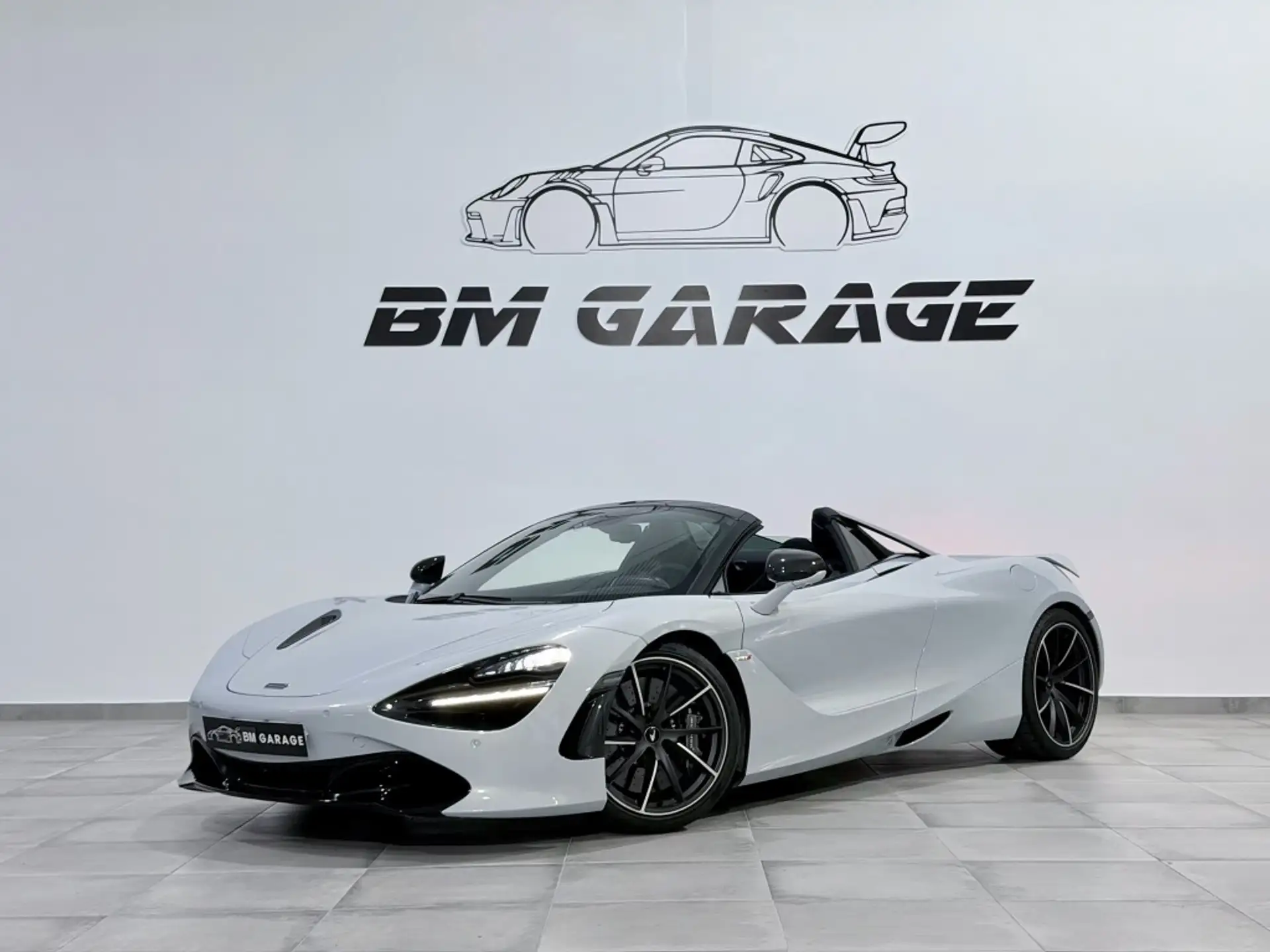 맥라렌 720S 720 Sport Spider 2023 화이트 사진 2