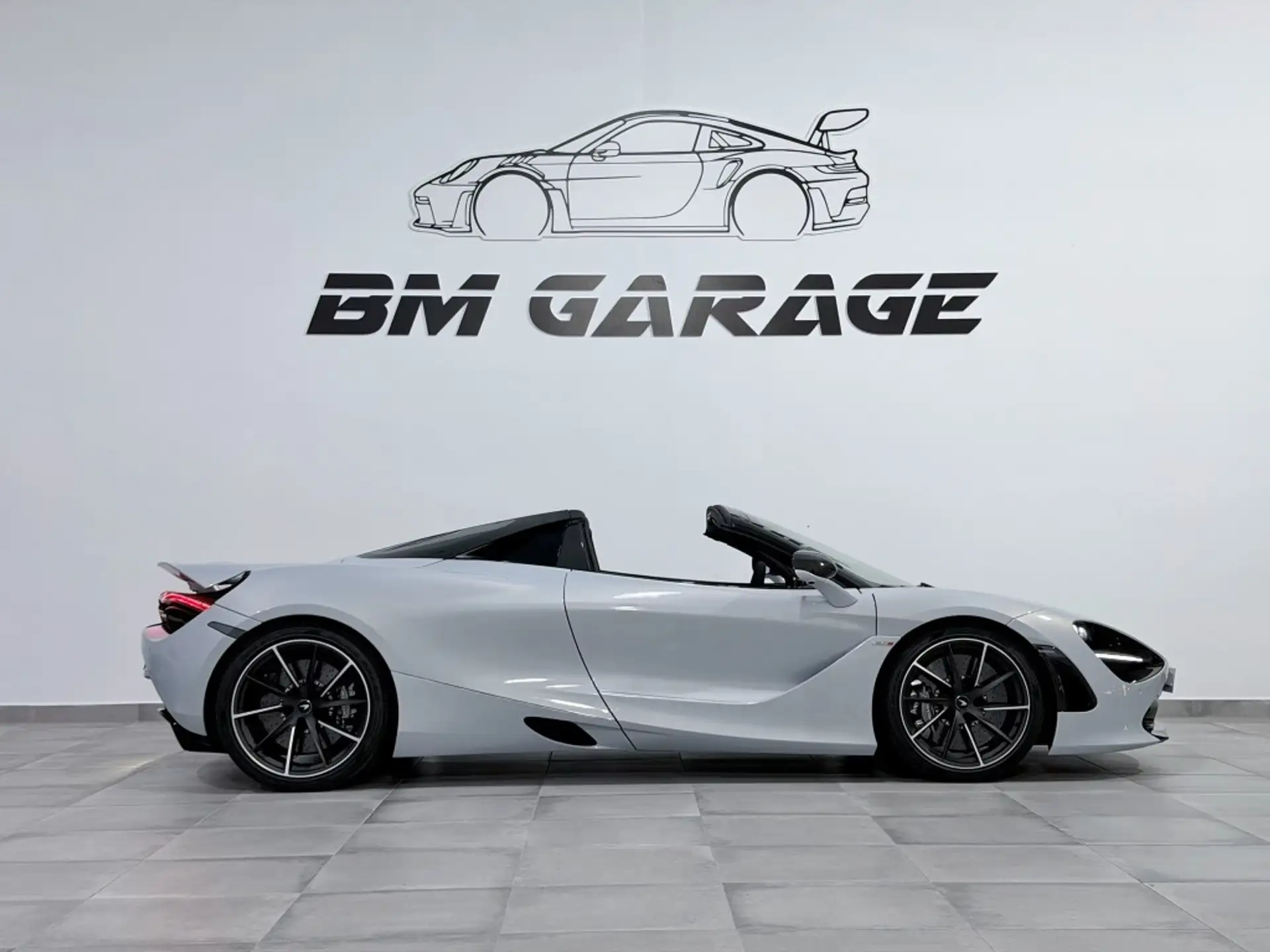 맥라렌 720S 720 Sport Spider 2023 화이트 사진 8