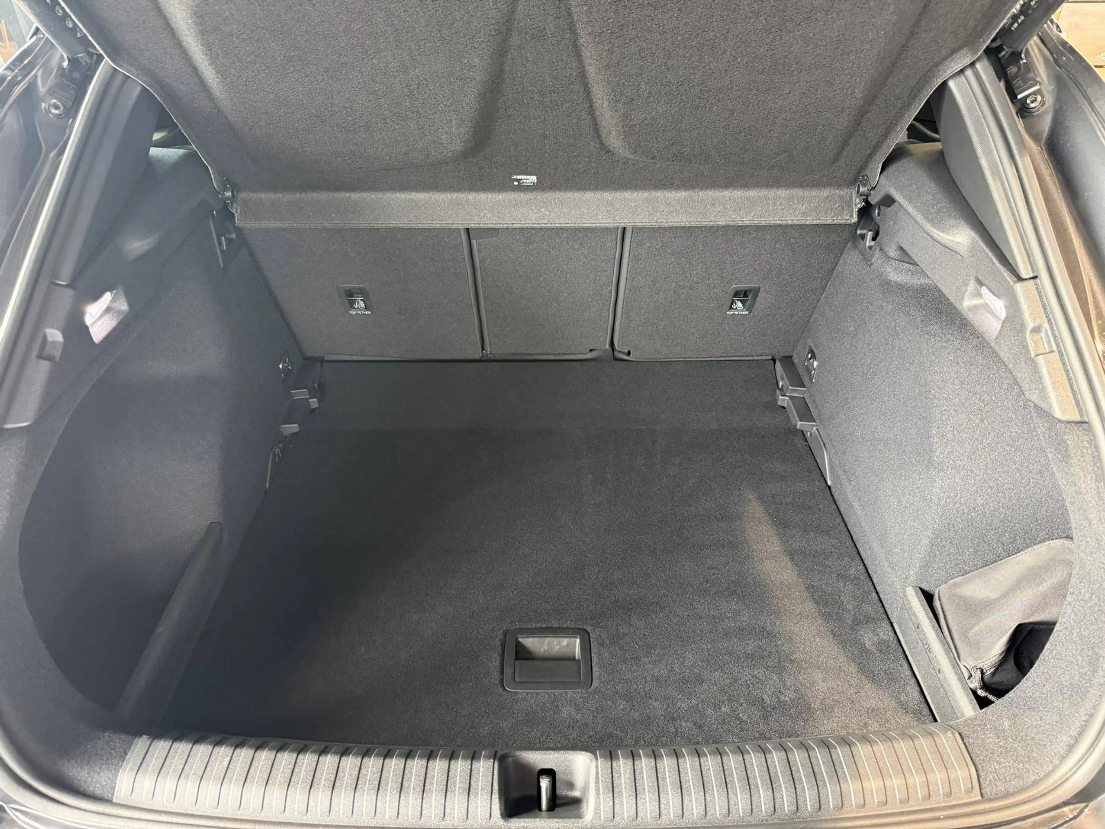 CUPRA Terramar 1.5 eTSI DSG 110 kW - Ganzjahresreifen — photo 6