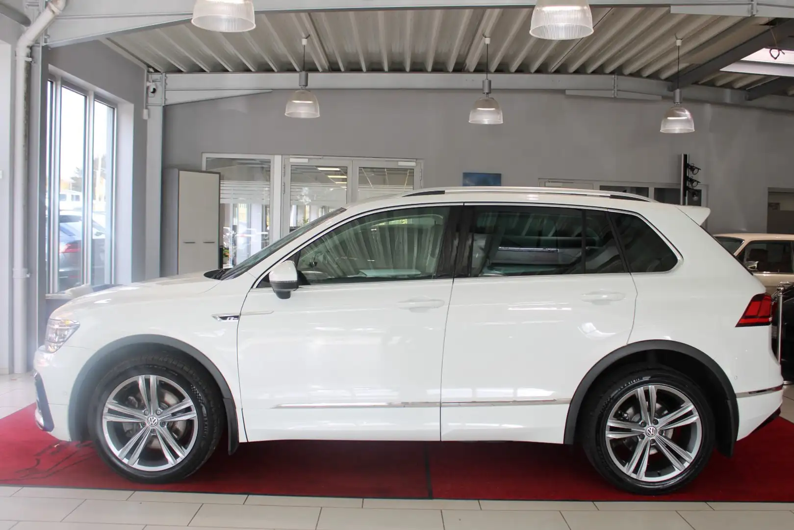 Volkswagen Tiguan R-LINE BMT 4Motion Weiß - 2