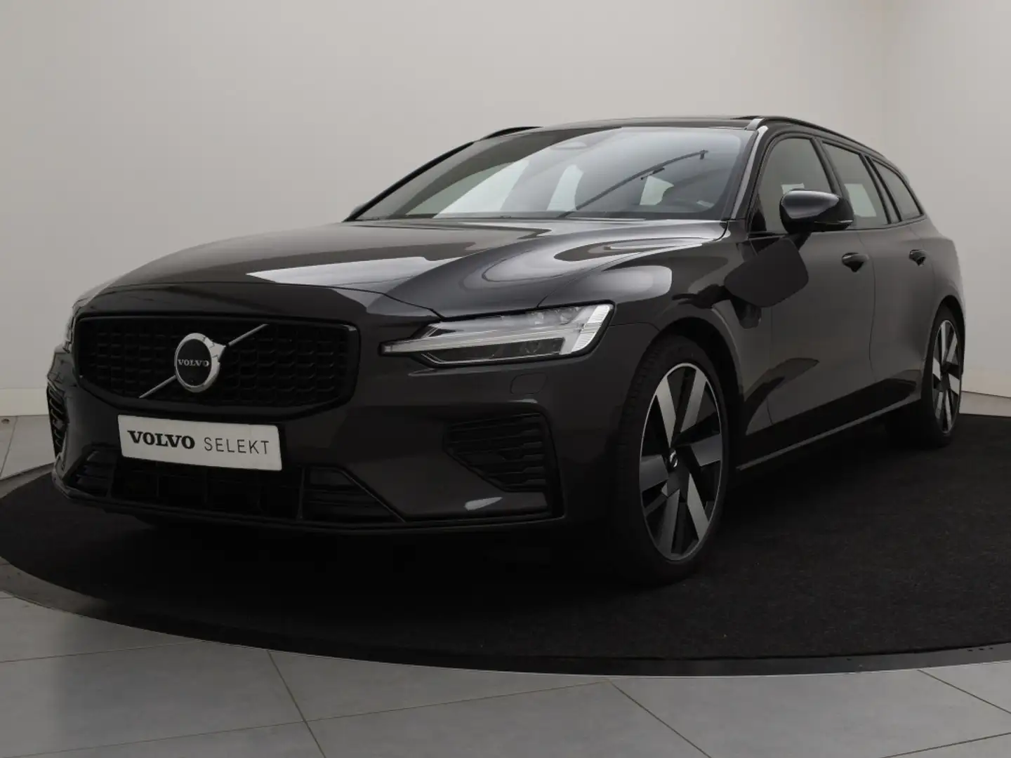 Volvo V60 T6 PLUG-IN HYBRID ULTRA DARK MASSAGE STOELEN BOWER Gris - 2
