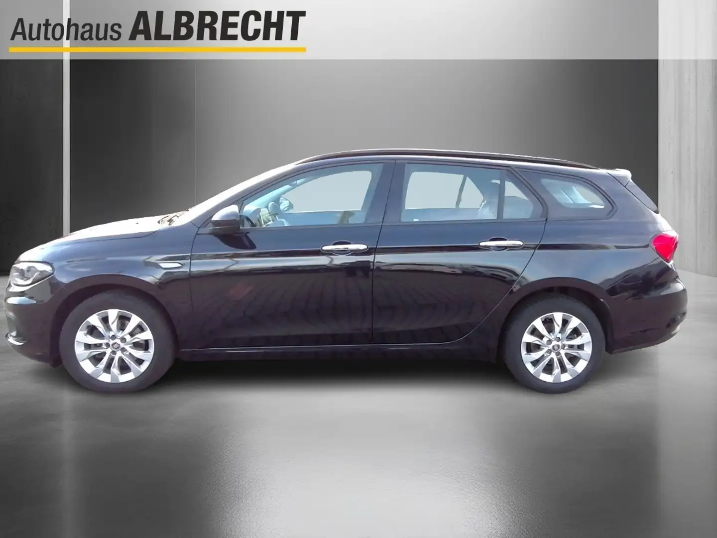 Fiat Tipo Lounge Kombi 1.4 T-Jet Schwarz - 2