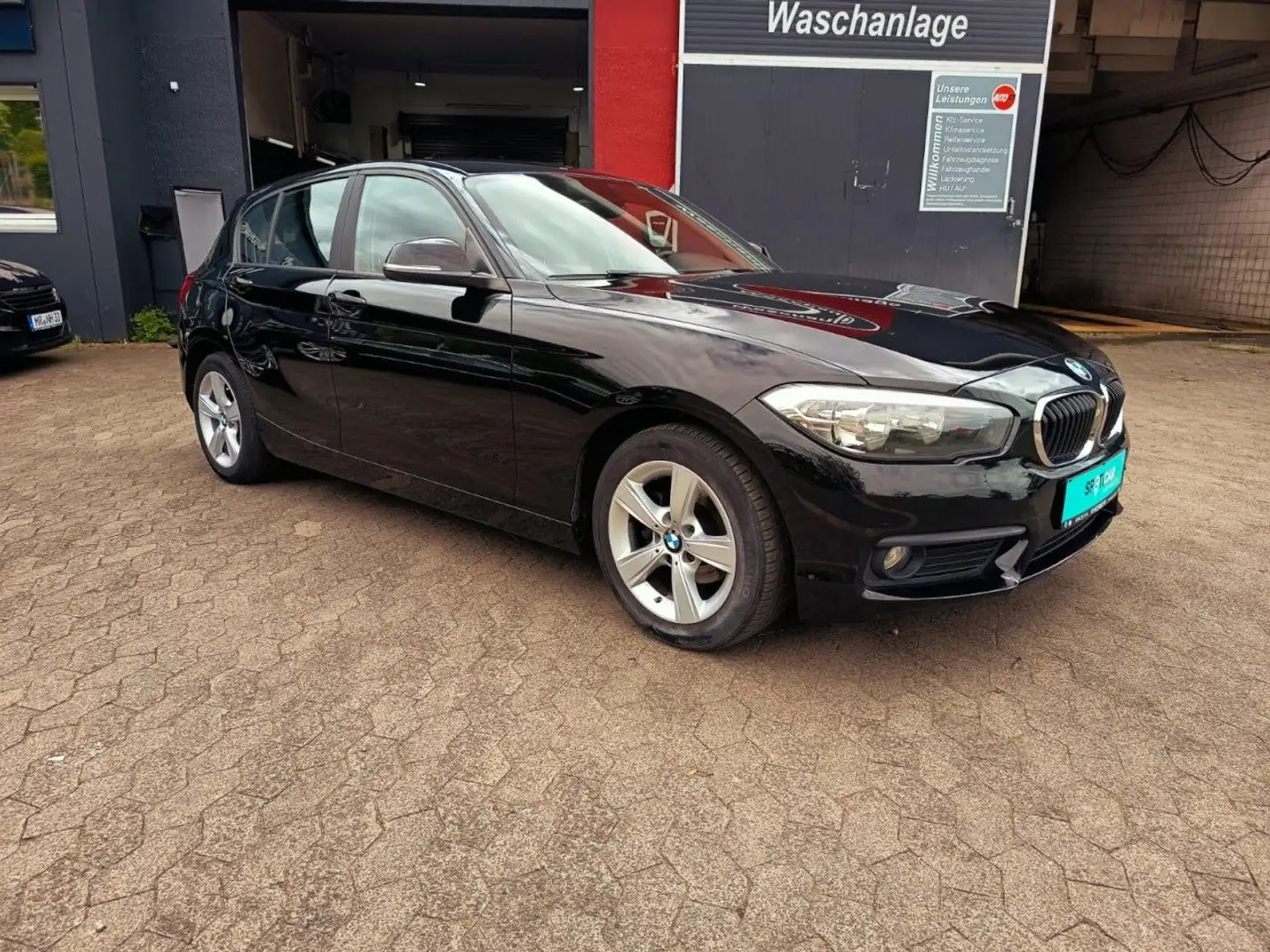 BMW 116 Baureihe 1 Lim 5-trg. 116 i Advantage Sitzh. PDC Black - 2