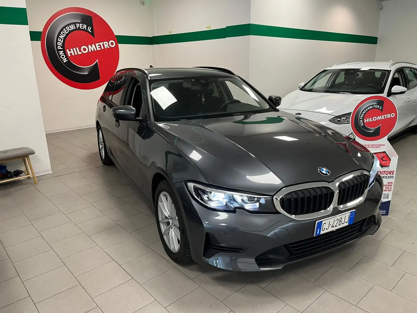 BMW 316 Serie 3 G21 2022 Touring 316d  mhev 48V Sport auto Grigio - 1