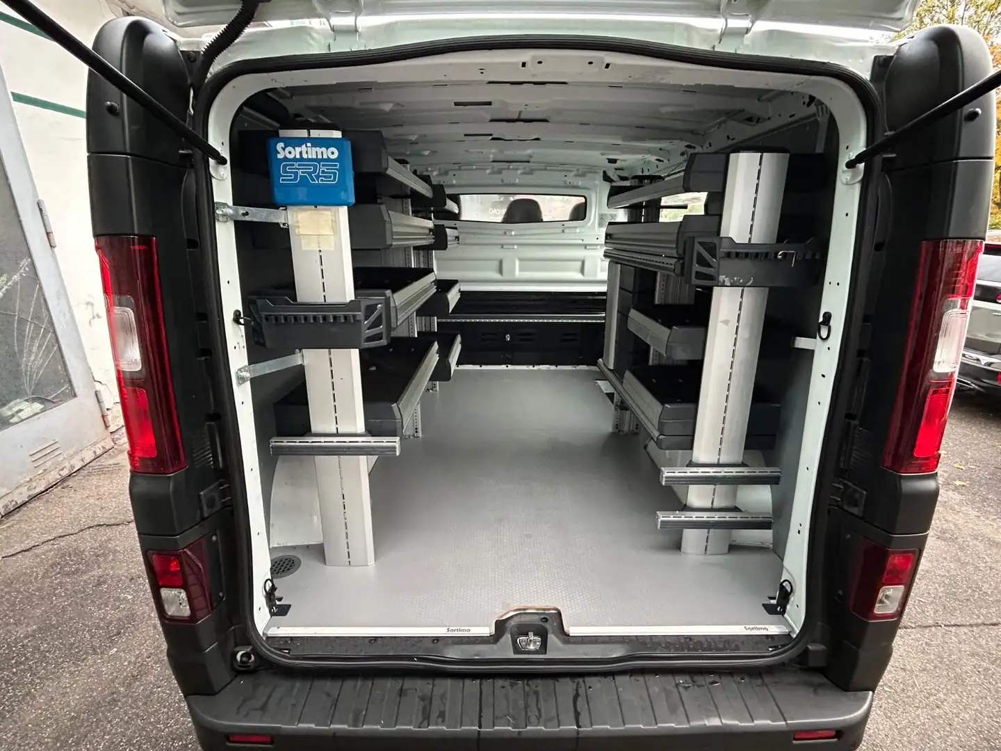 Renault Trafic Kasten Sortimo Regale Navi Kamera PDC Blanc - 1