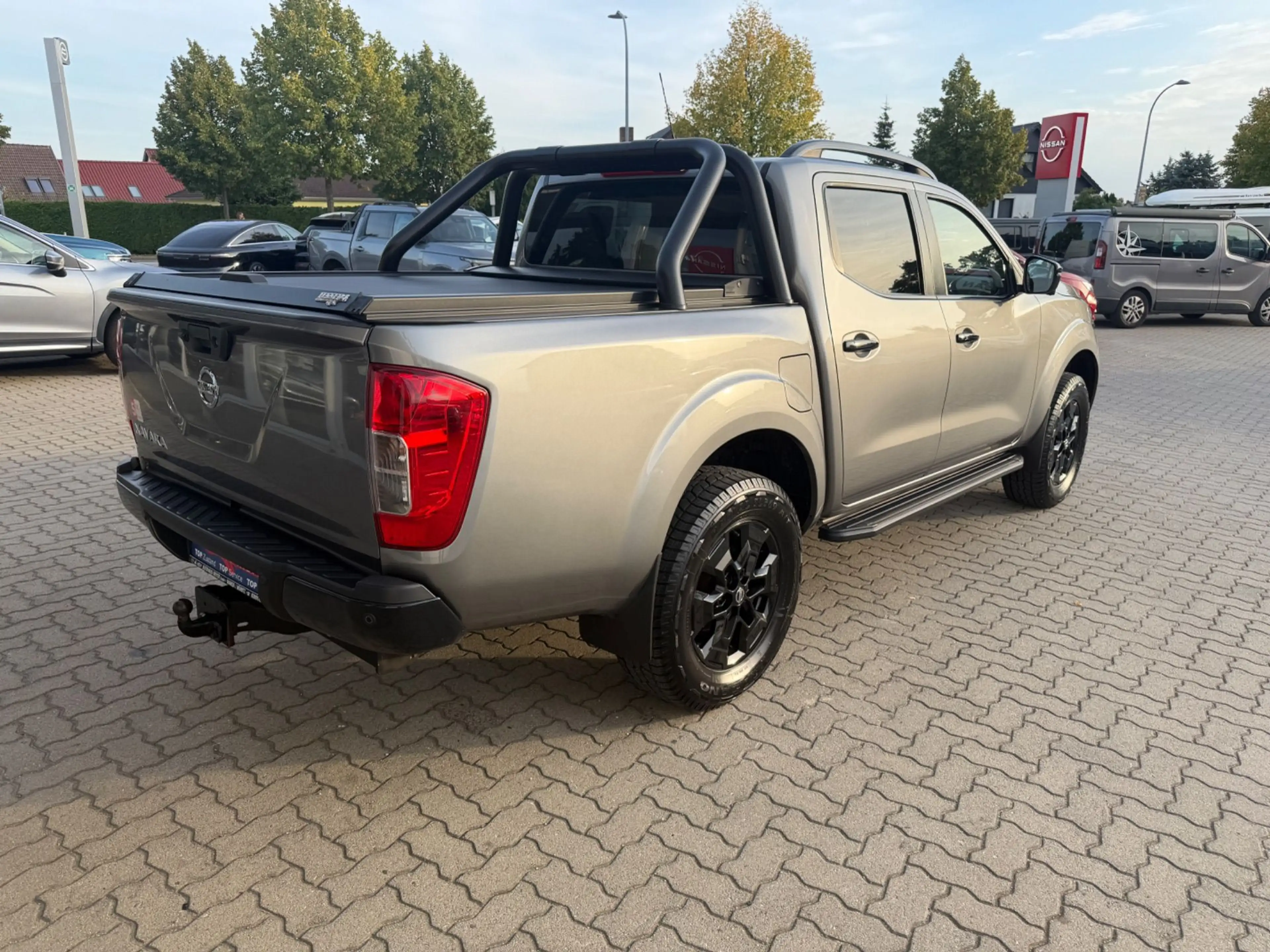 Nissan Navara N-Guard 4x4 DC Aut. wenig KM — photo 7