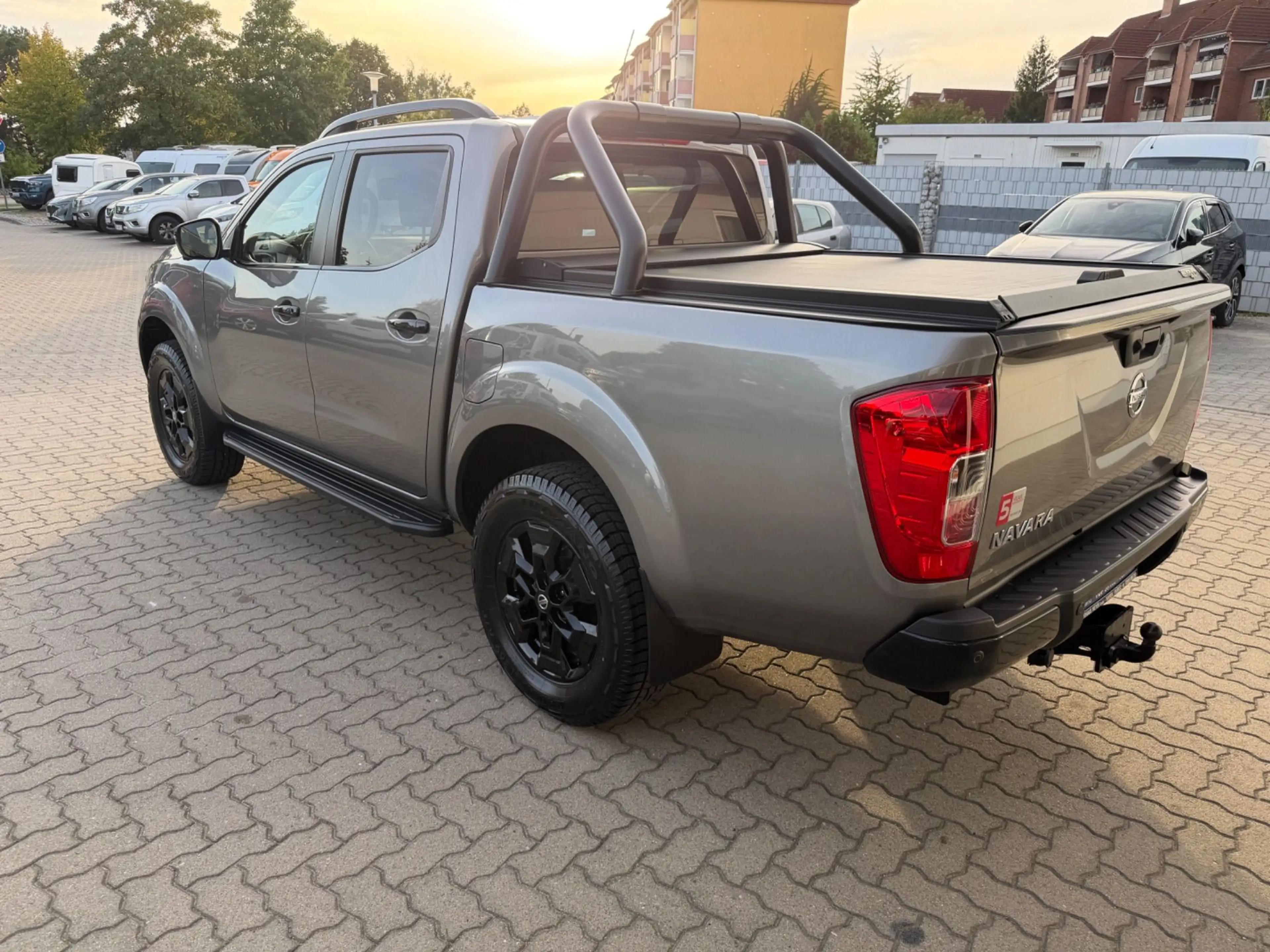 Nissan Navara N-Guard 4x4 DC Aut. wenig KM — photo 11