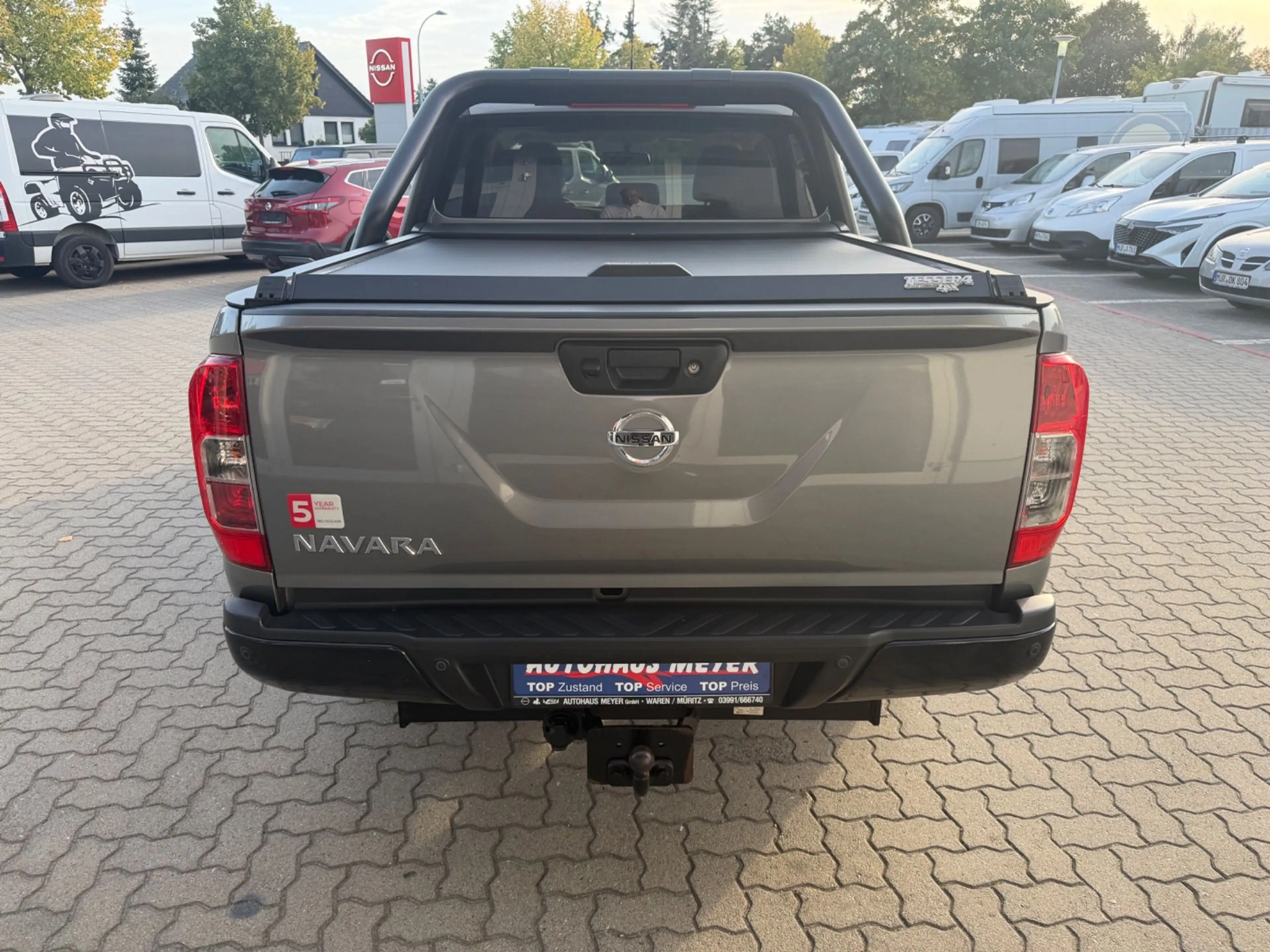 Nissan Navara N-Guard 4x4 DC Aut. wenig KM — photo 8