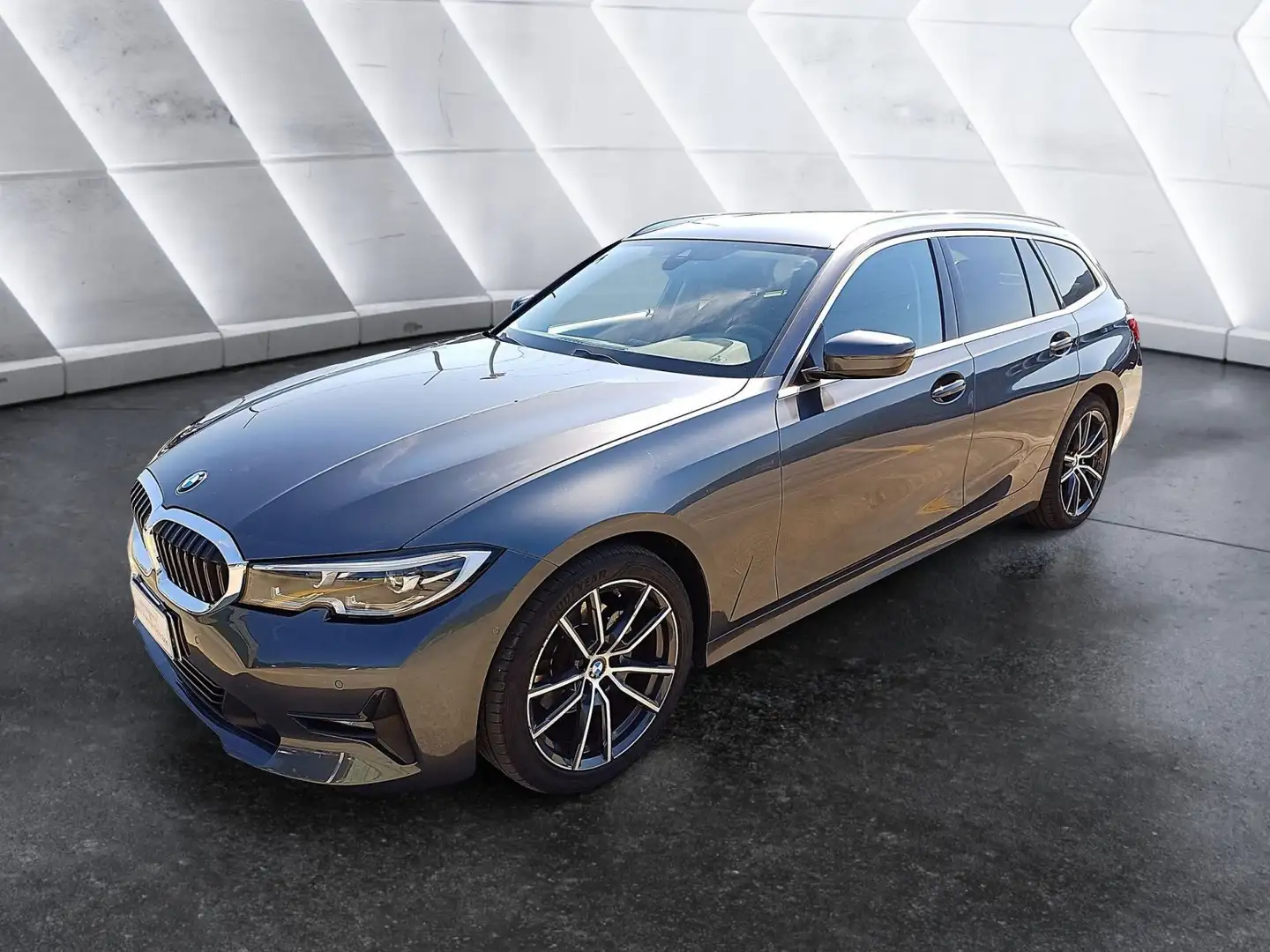 BMW 320 320d Touring xdrive Business Advantage auto Grigio - 1