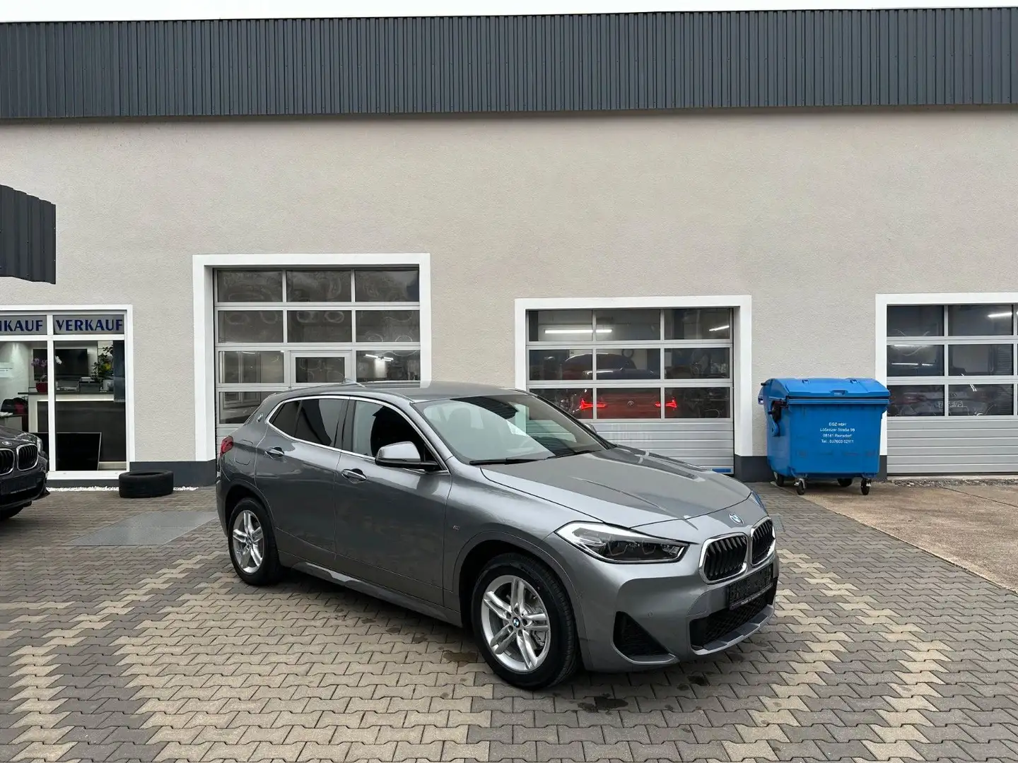 BMW X2 18 i M Sport Aut Nav Kam DAB Hifi Komf Temp Grau - 1